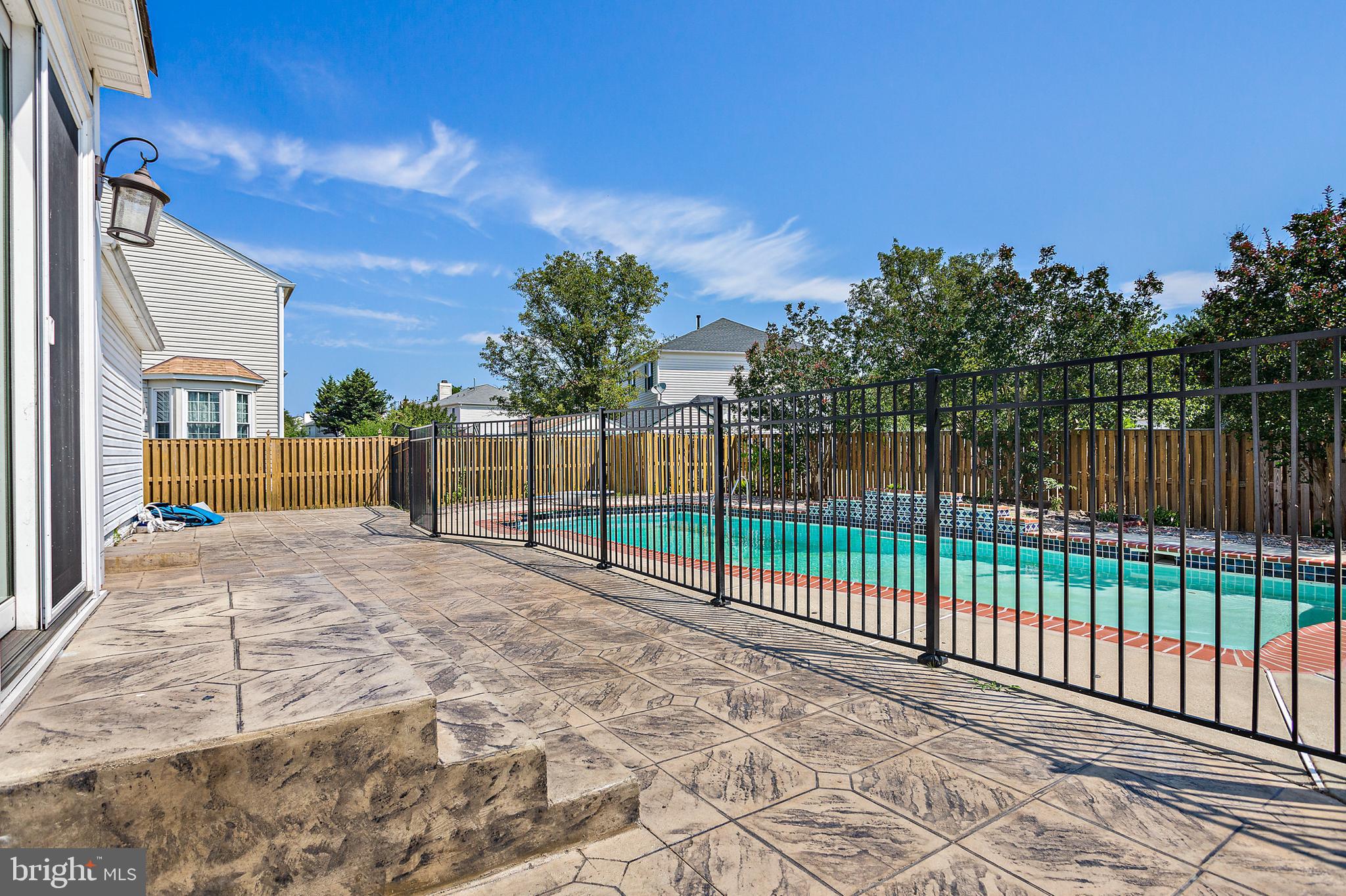 SEVERN MEADOWS - Residential