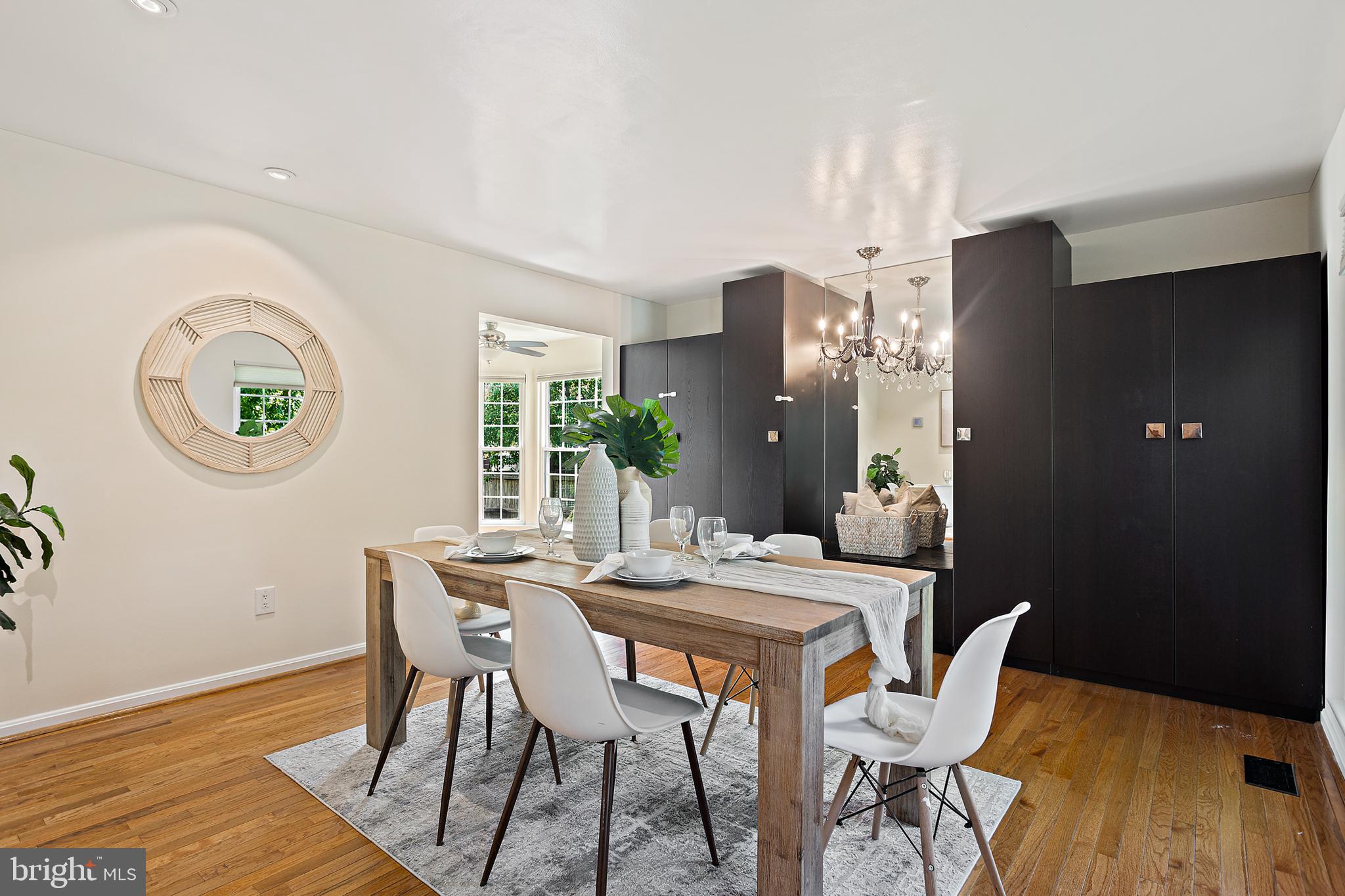 SEVERN MEADOWS - Residential