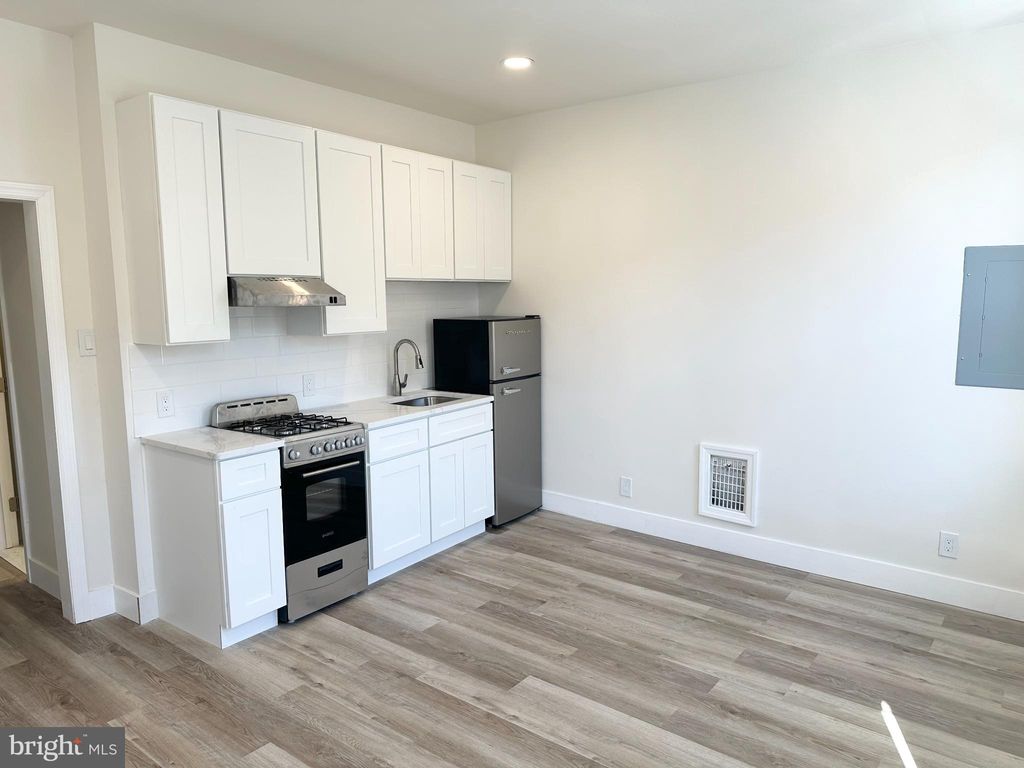 Photo of 1532 S 2nd Street, PHILADELPHIA, PA 19147 (MLS # PAPH2549470)