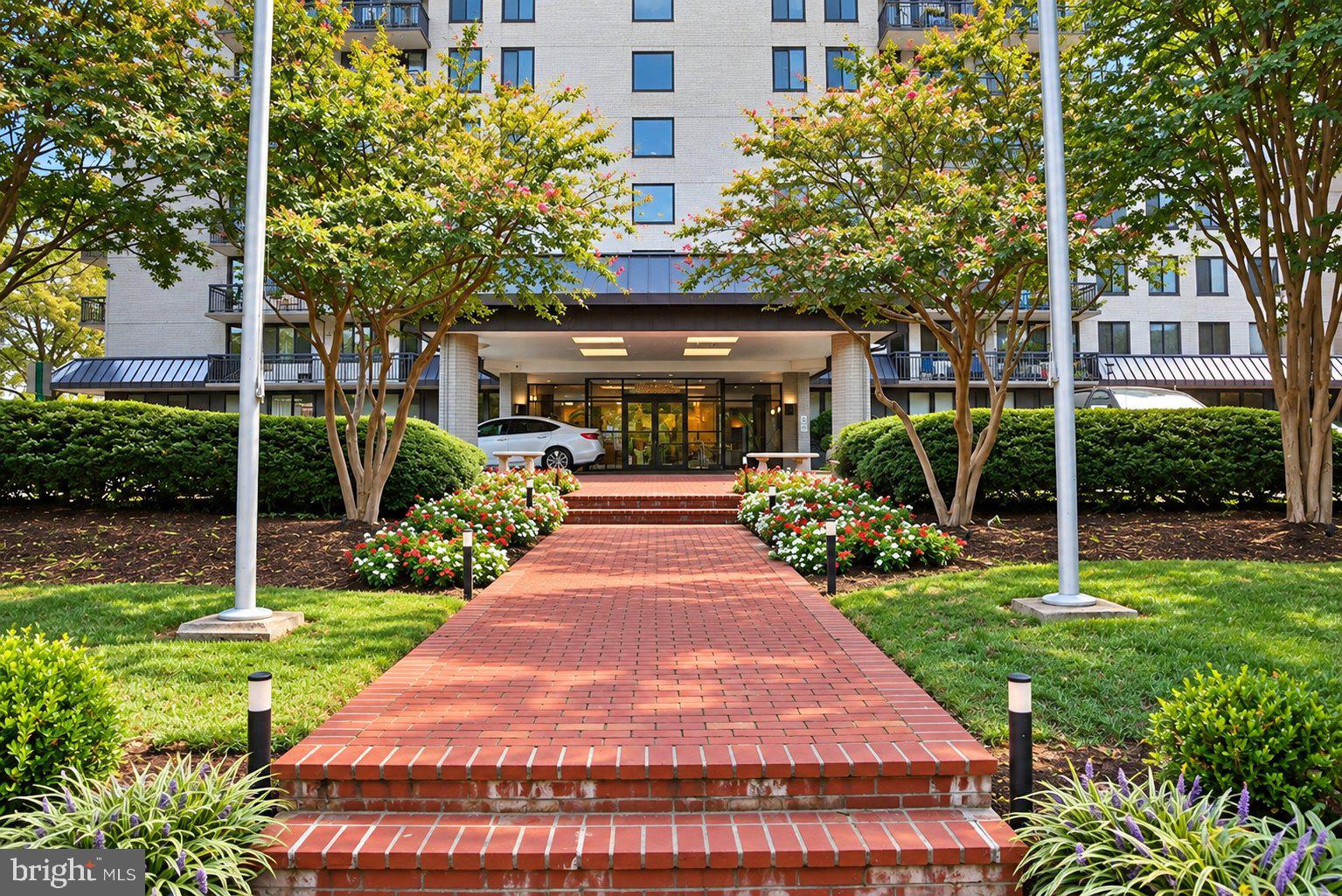 801 N PITT STREET 1008