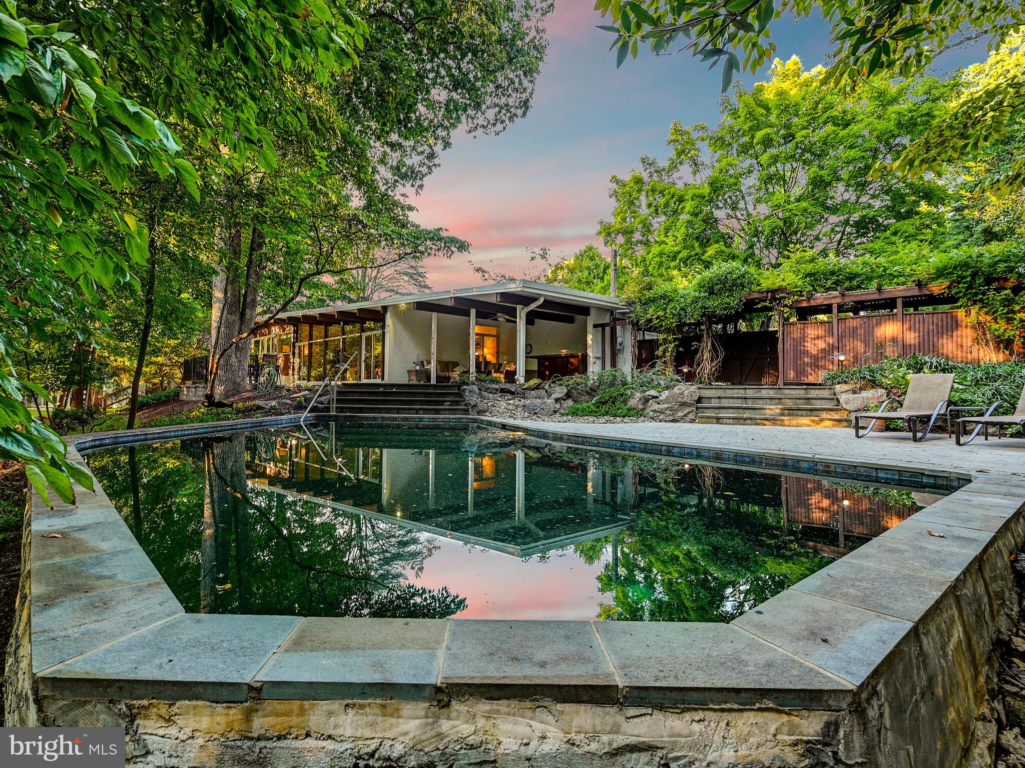 LONG MEADOW AT GARRISON - Residential