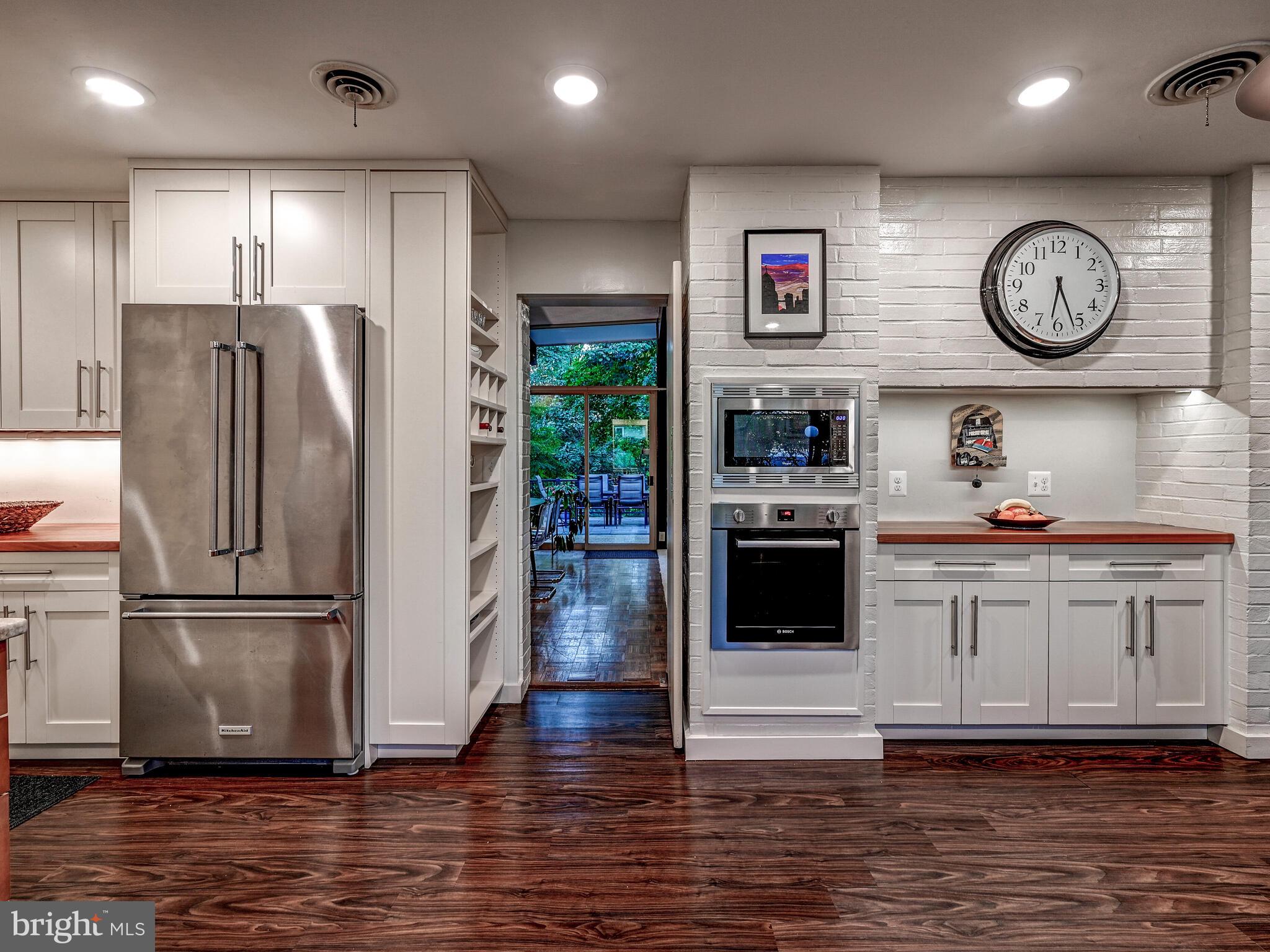 LONG MEADOW AT GARRISON - Residential