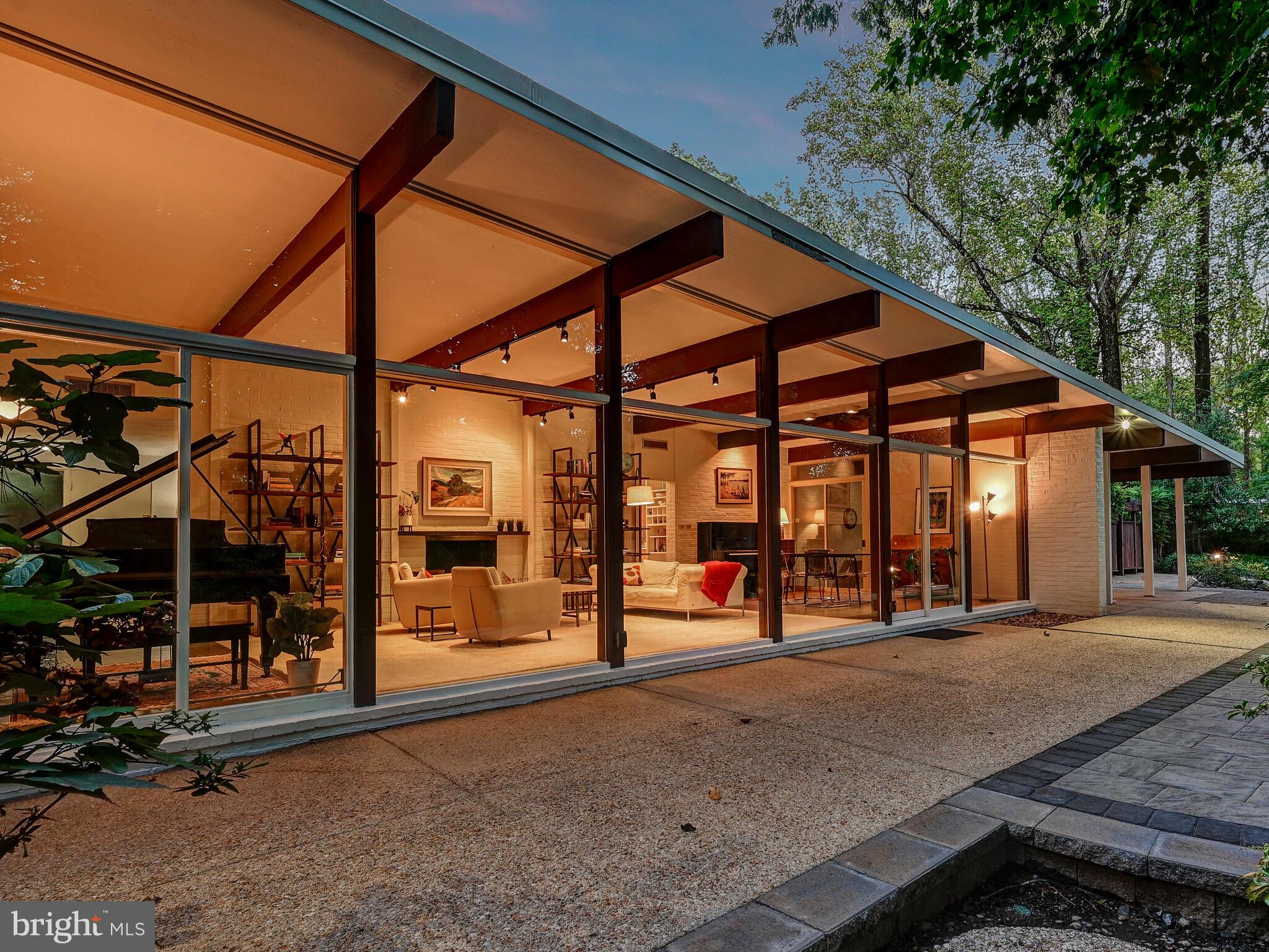 LONG MEADOW AT GARRISON - Residential