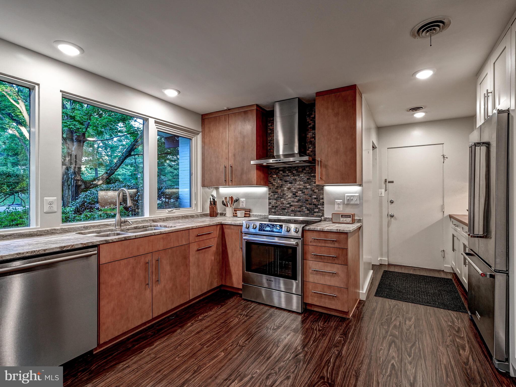 LONG MEADOW AT GARRISON - Residential