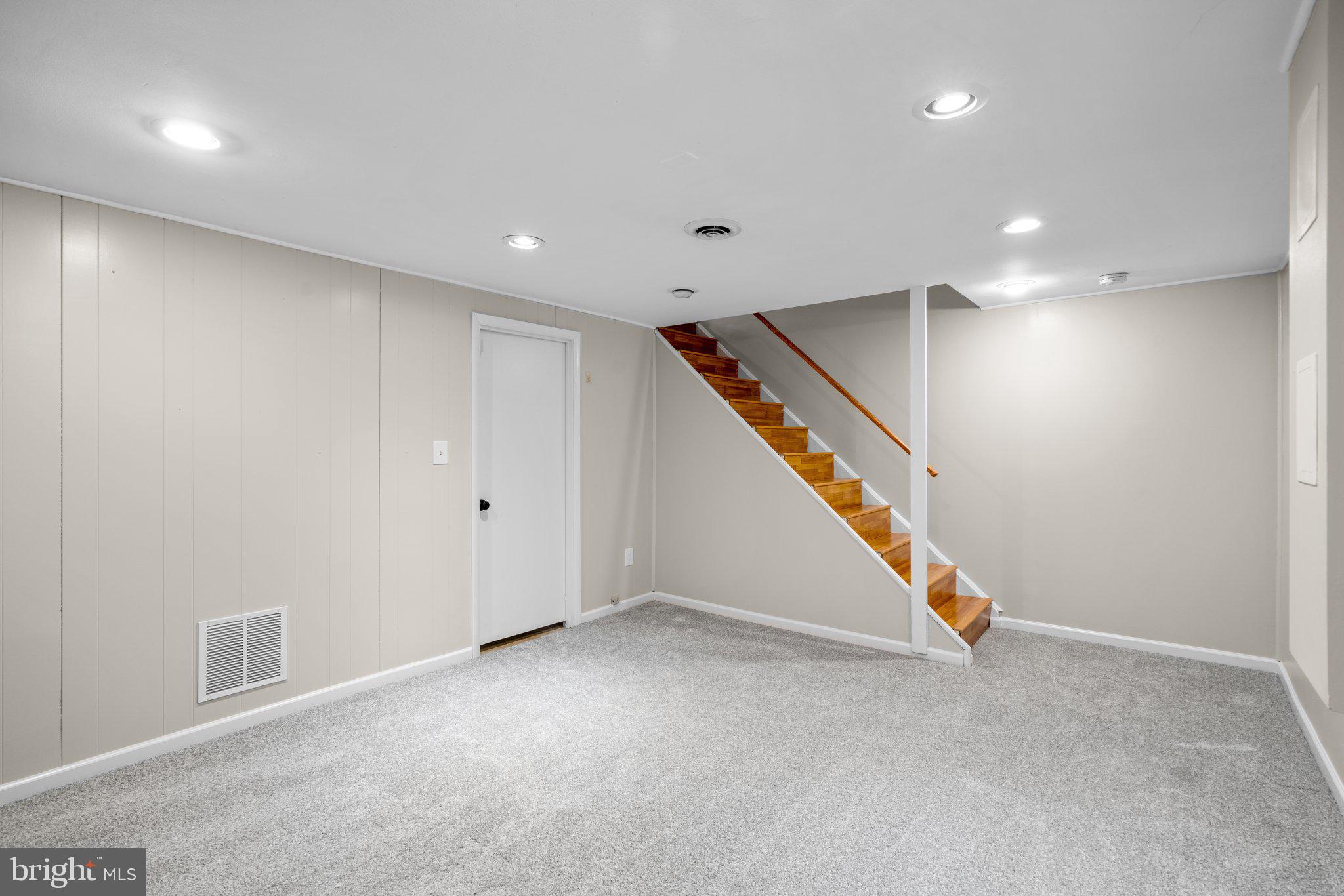 OWEN BROWN WOODS - Residential