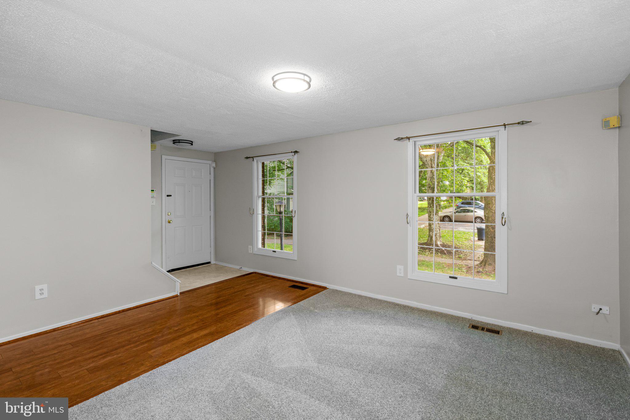 OWEN BROWN WOODS - Residential