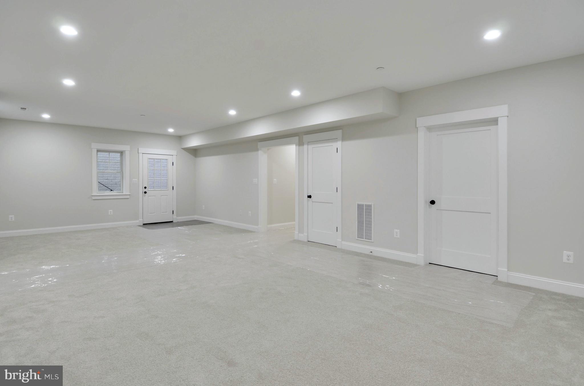 WESTBORO - Residential