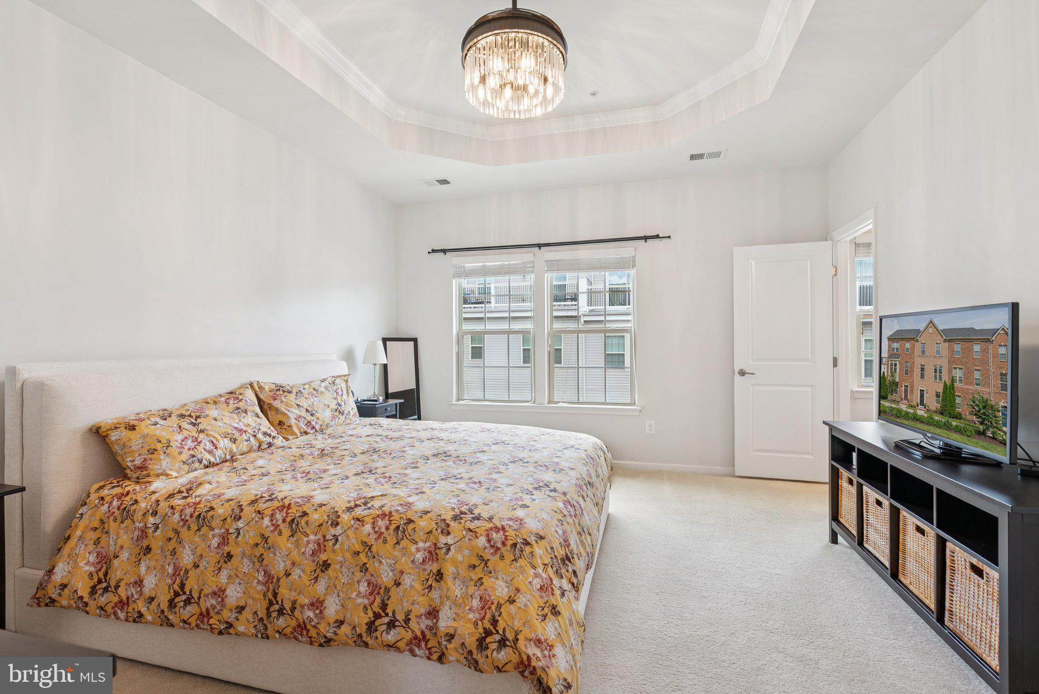 O'DONNELL SQUARE - Residential Lease