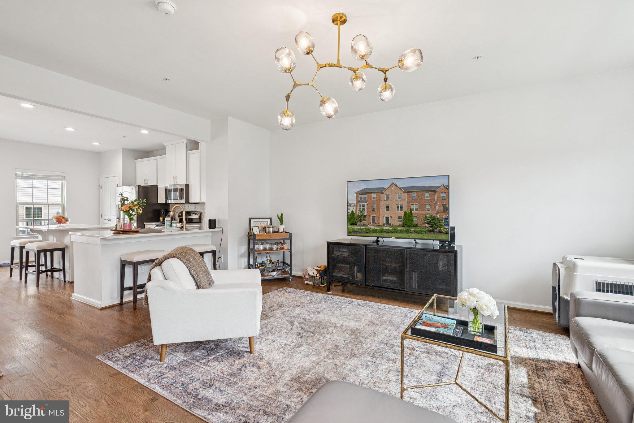 O'DONNELL SQUARE - Residential Lease