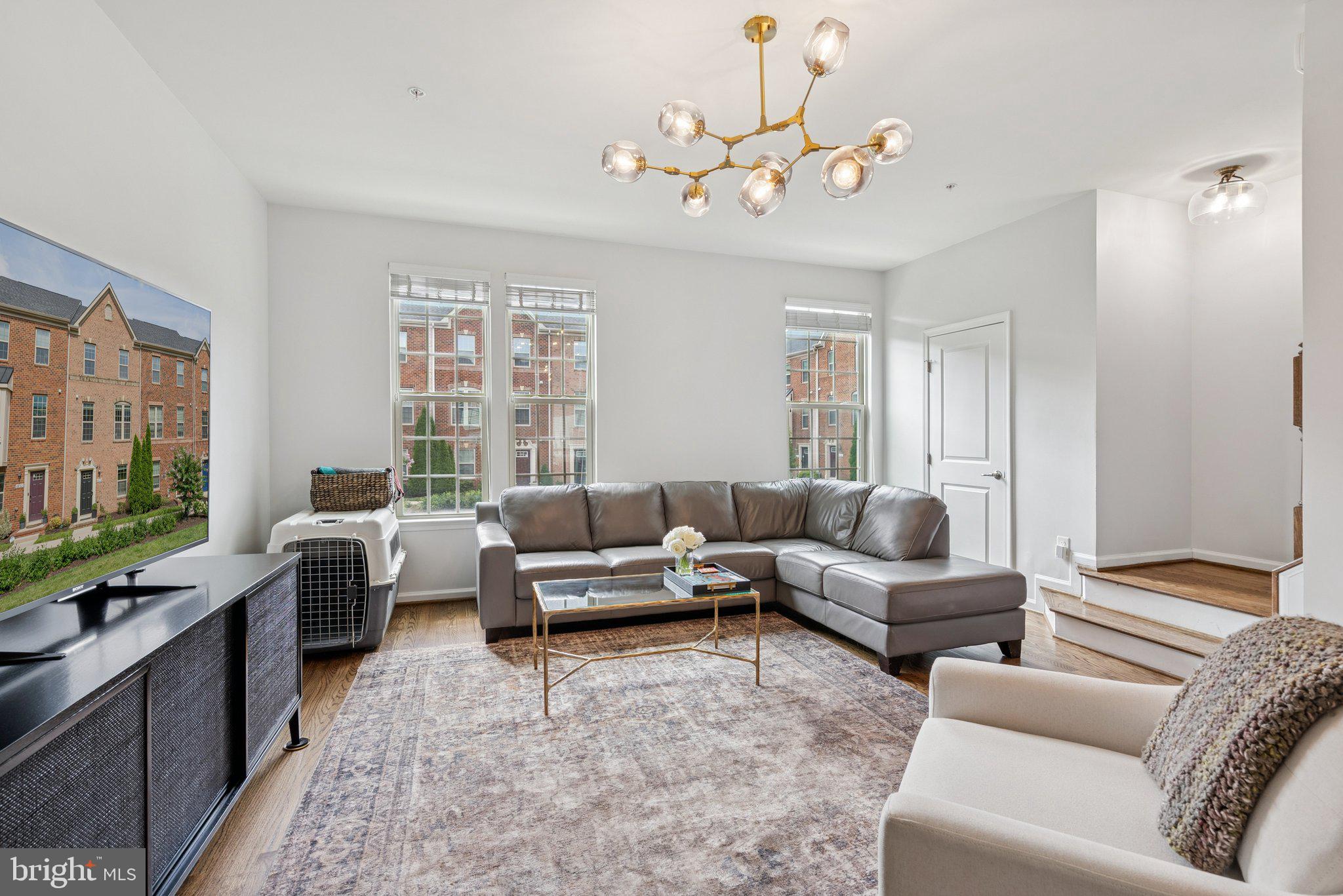 O'DONNELL SQUARE - Residential Lease