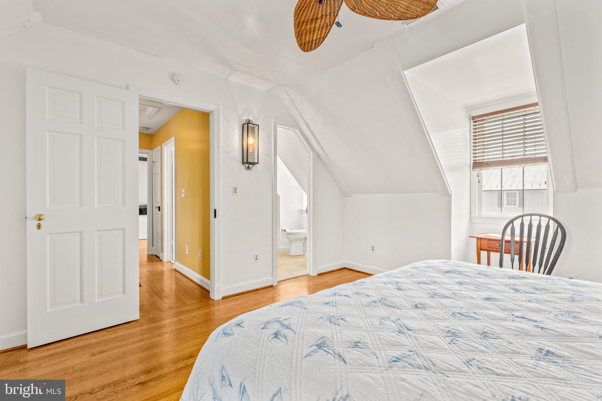 VILLAGE HAMLET - Residential