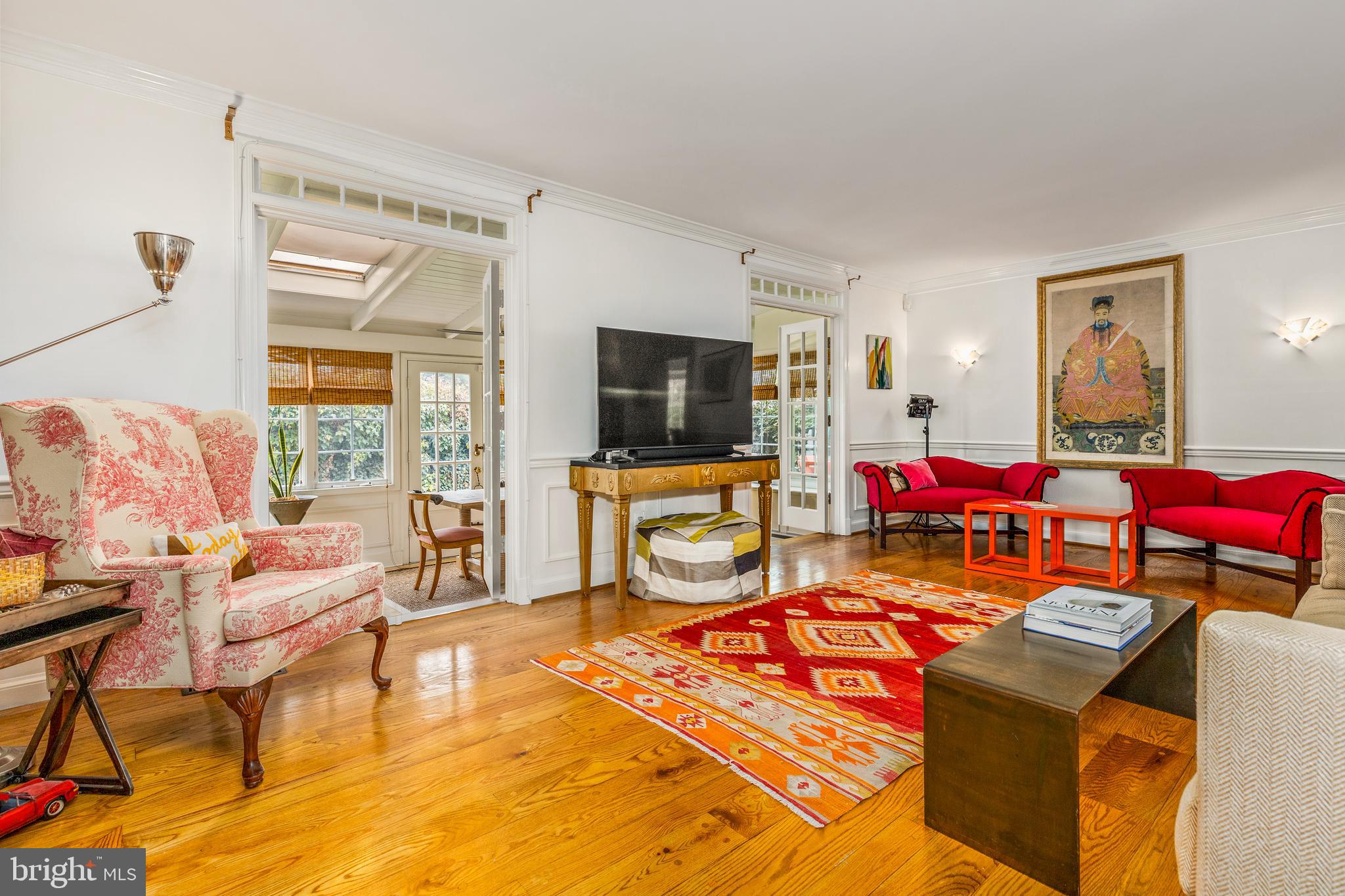 VILLAGE HAMLET - Residential