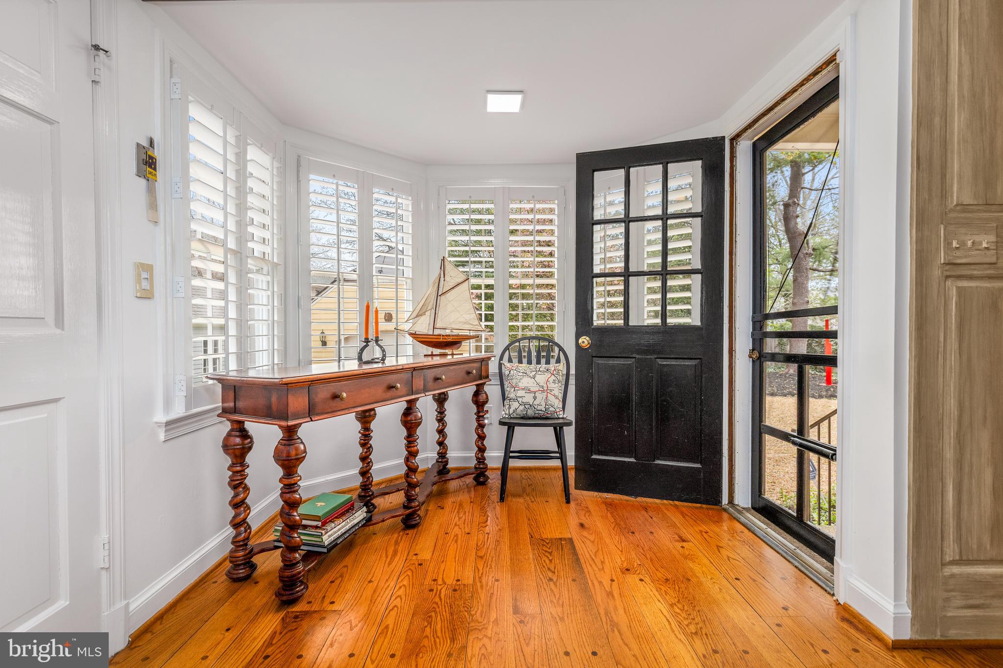 VILLAGE HAMLET - Residential