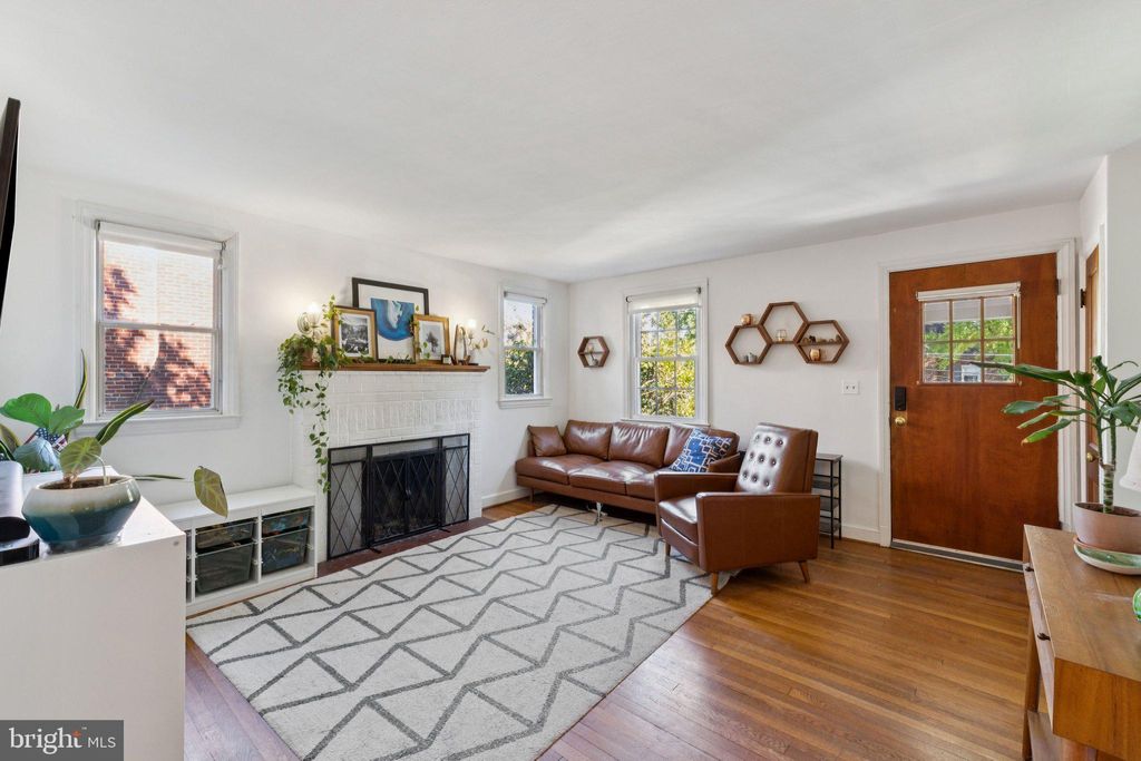 Photo of 6104 43rd Street, HYATTSVILLE, MD 20781 (MLS # MDPG2173612)