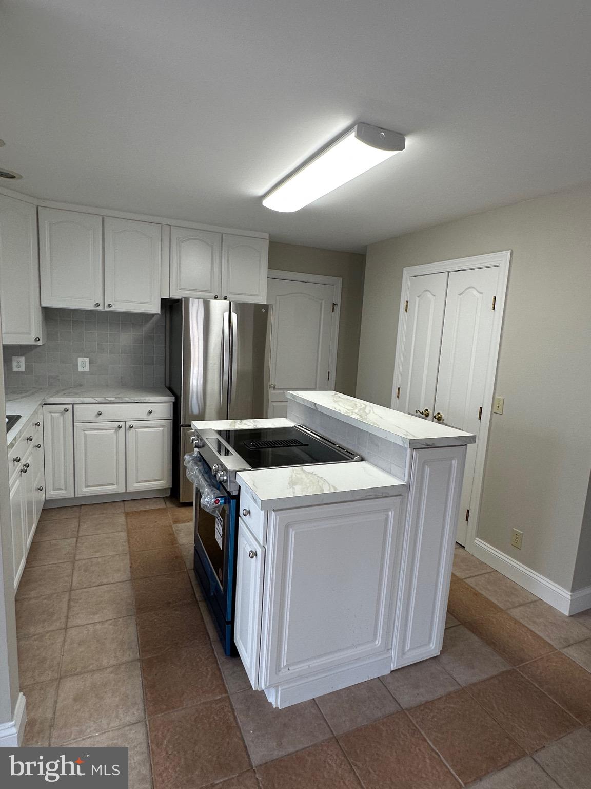 BLUE RIDGE SHORES - Residential