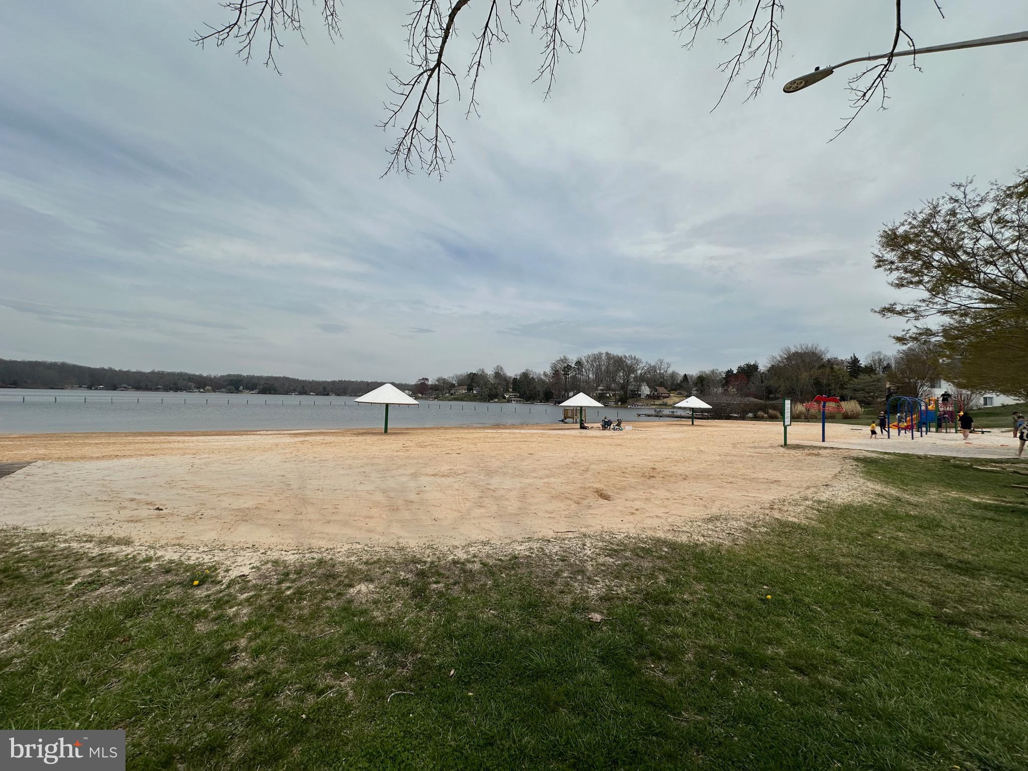 BLUE RIDGE SHORES - Residential