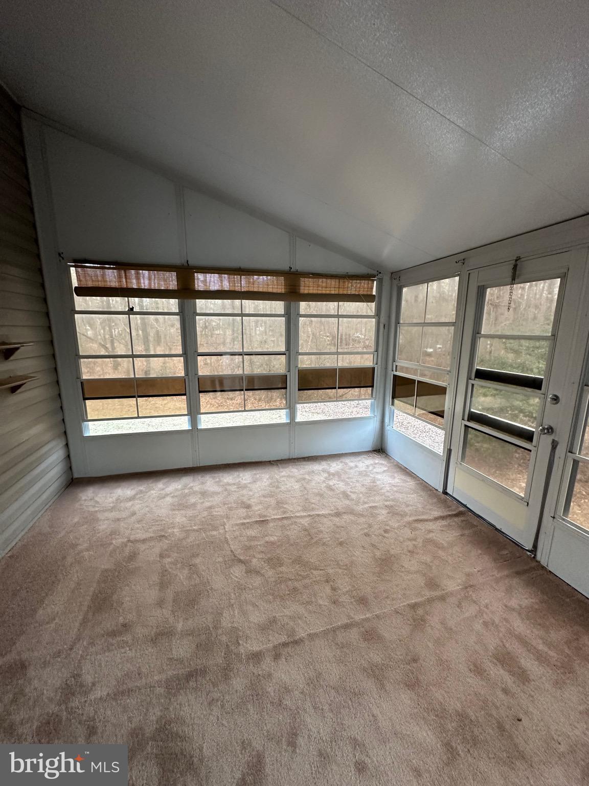 BLUE RIDGE SHORES - Residential