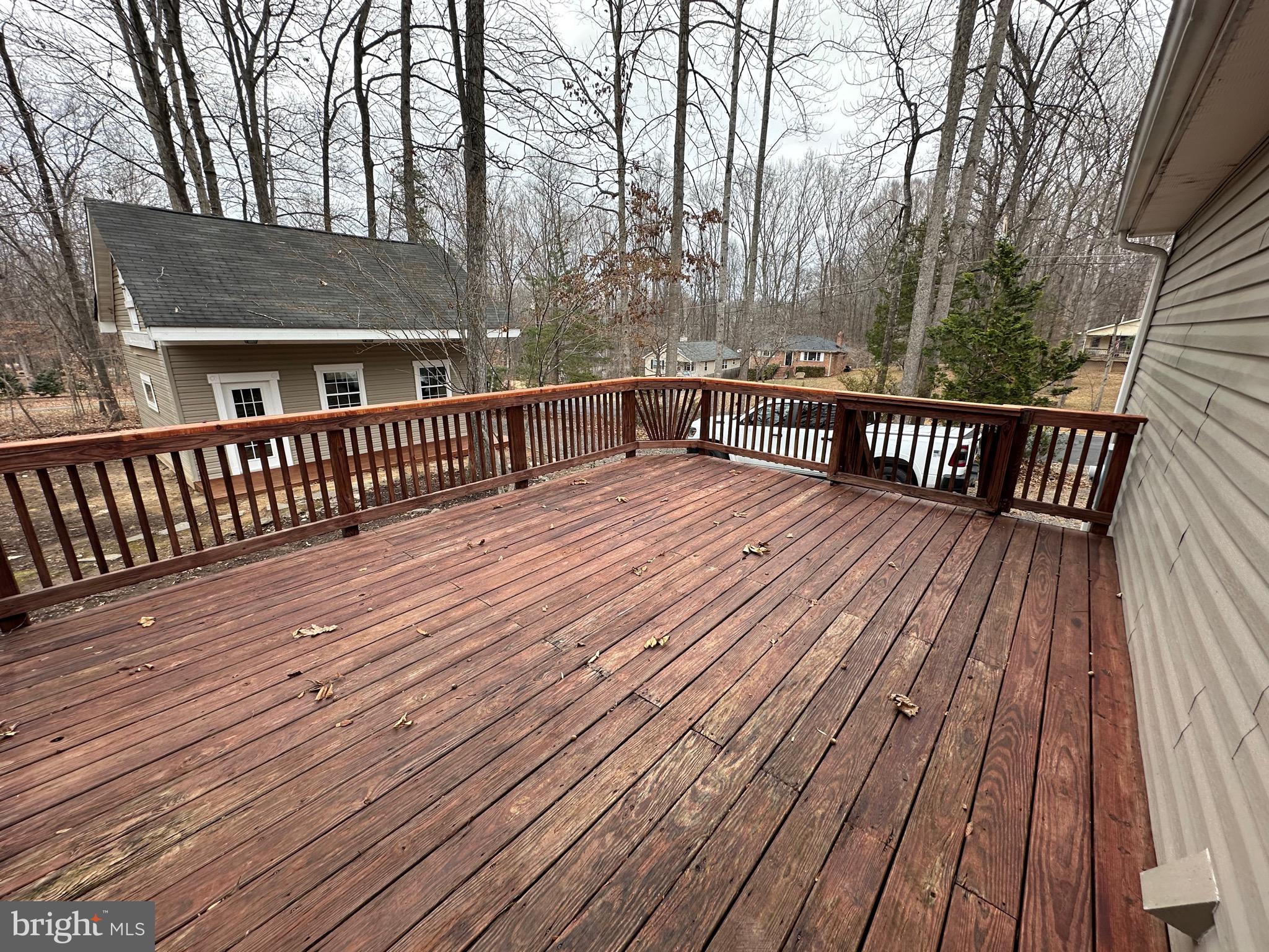 BLUE RIDGE SHORES - Residential