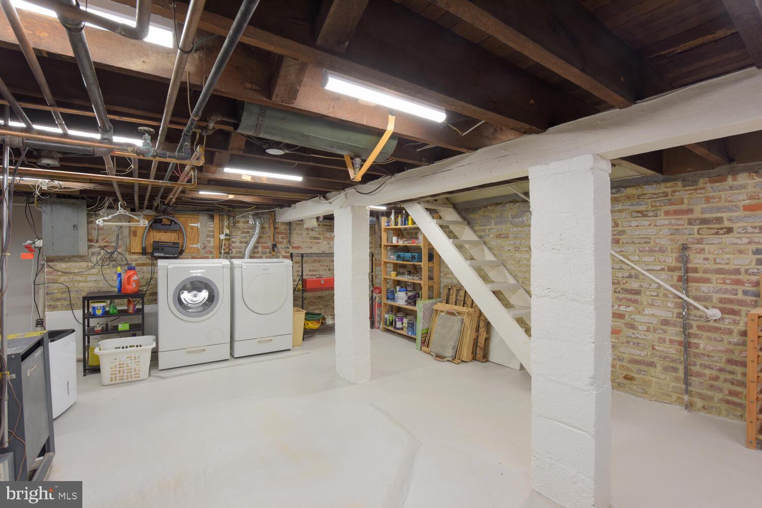 OLD TOWN ALEXANDRIA - Residential