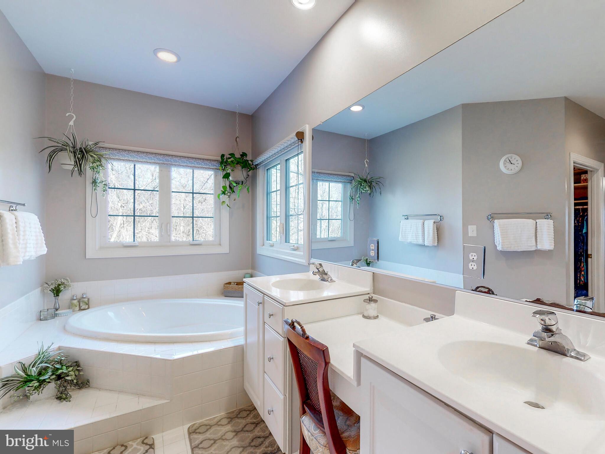 GAITHER HUNT - Residential