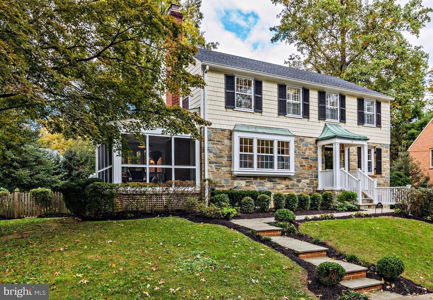 **Don't wait!!This fabulous home in popular Sumner features a fantastic 3 story addition w/state of the art Kitchen/Family Room w/cathedral ceiling,sliding doors to well designed Deck leading to large patio and phenomenal backyard.Lower Level provides 2 bedrooms/2baths apartment which is self-contained w/exit to patio.In magnificent move-in condition. An opportunity!