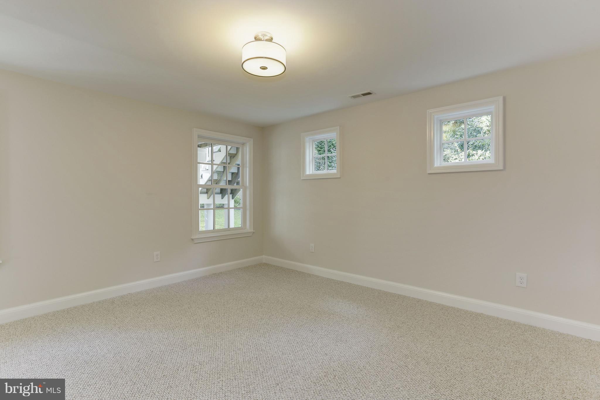 SUMNER - Residential