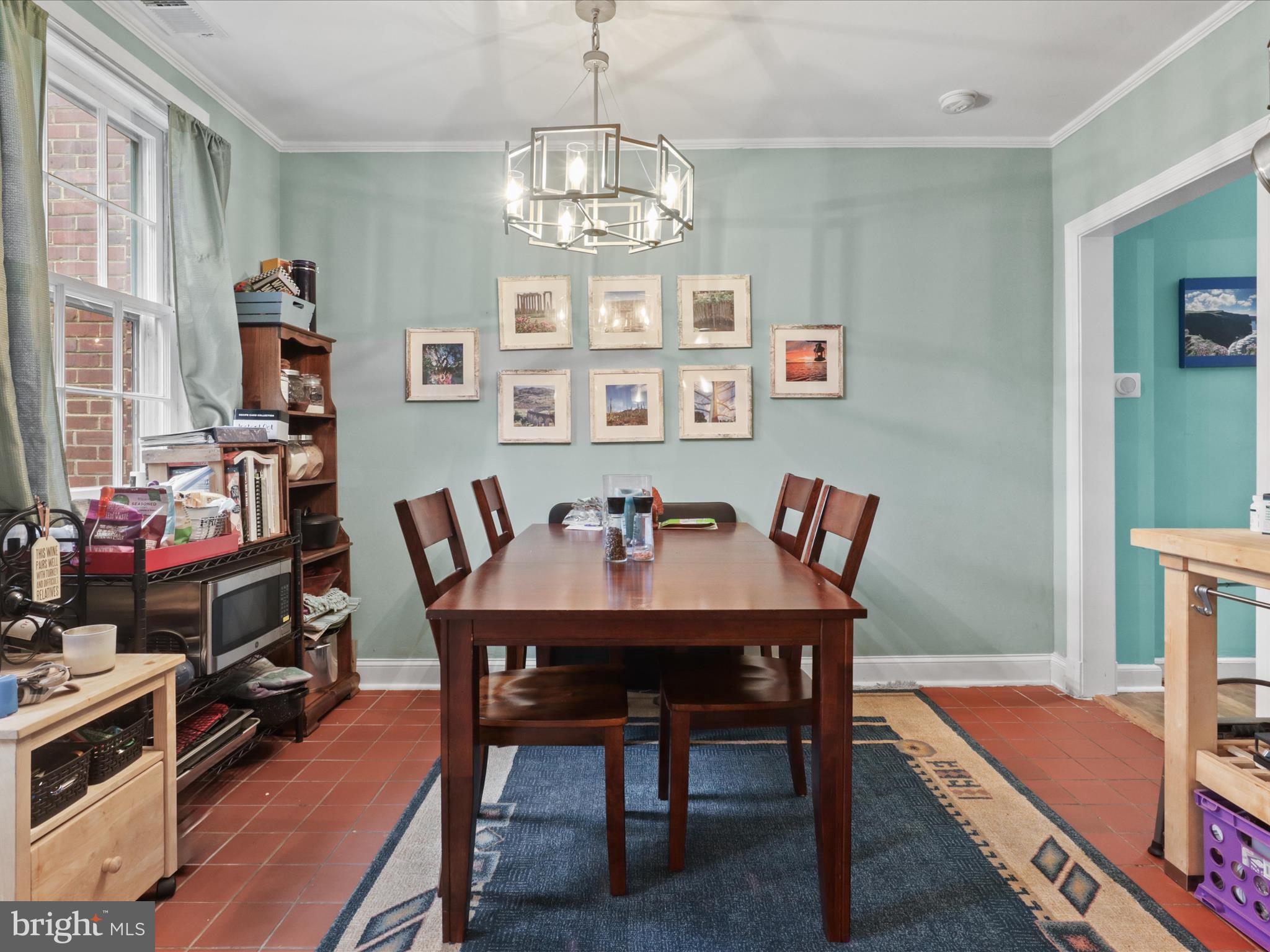 ARLINGTON VILLAGE - Residential Lease