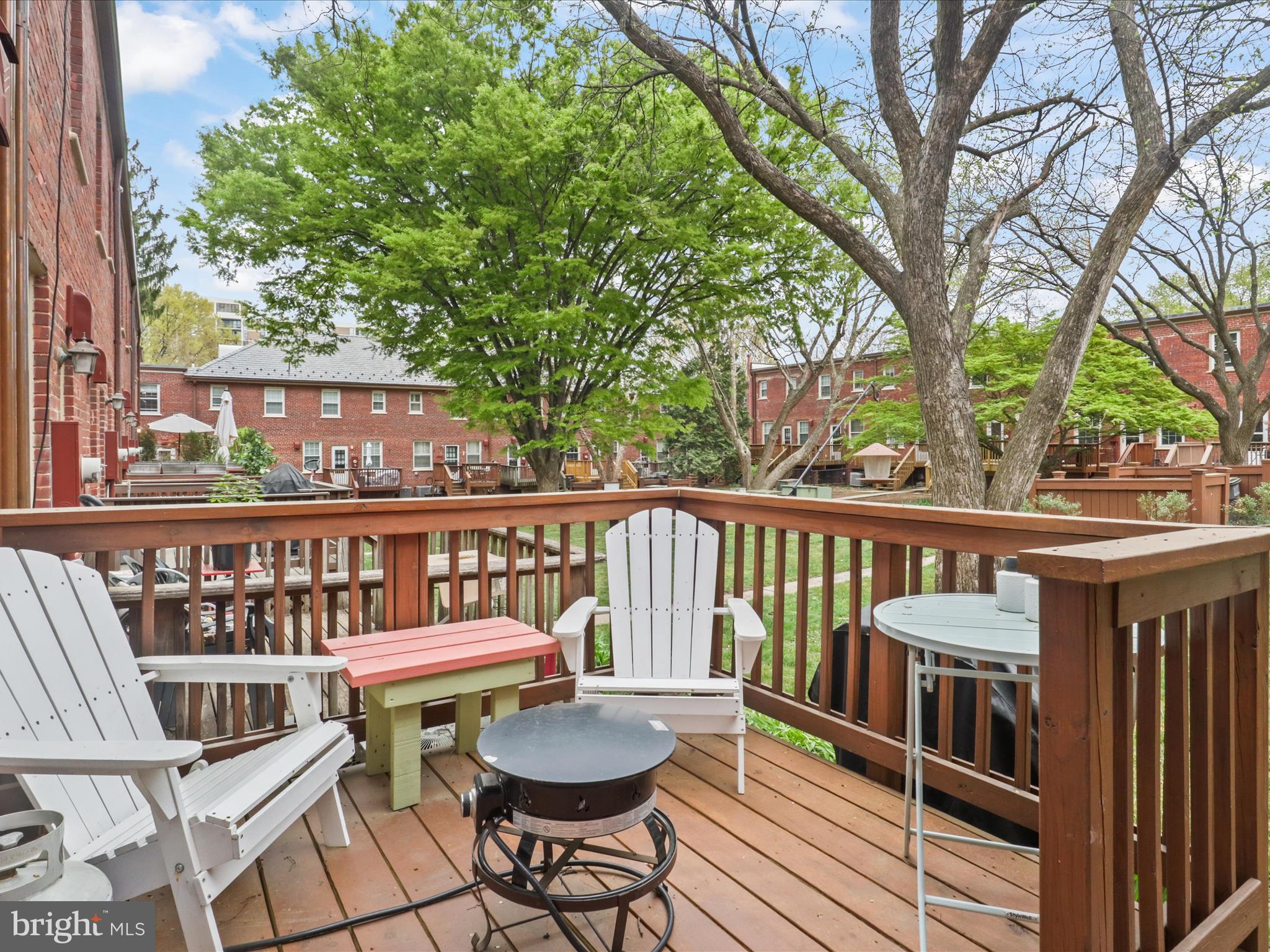 ARLINGTON VILLAGE - Residential Lease