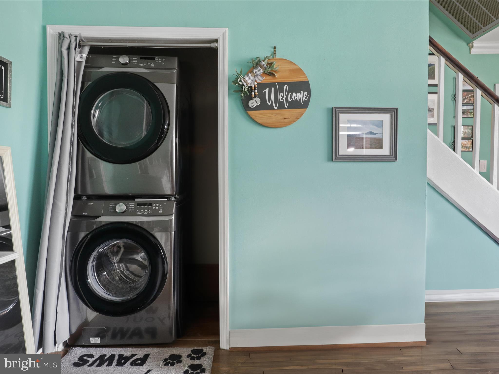 ARLINGTON VILLAGE - Residential Lease