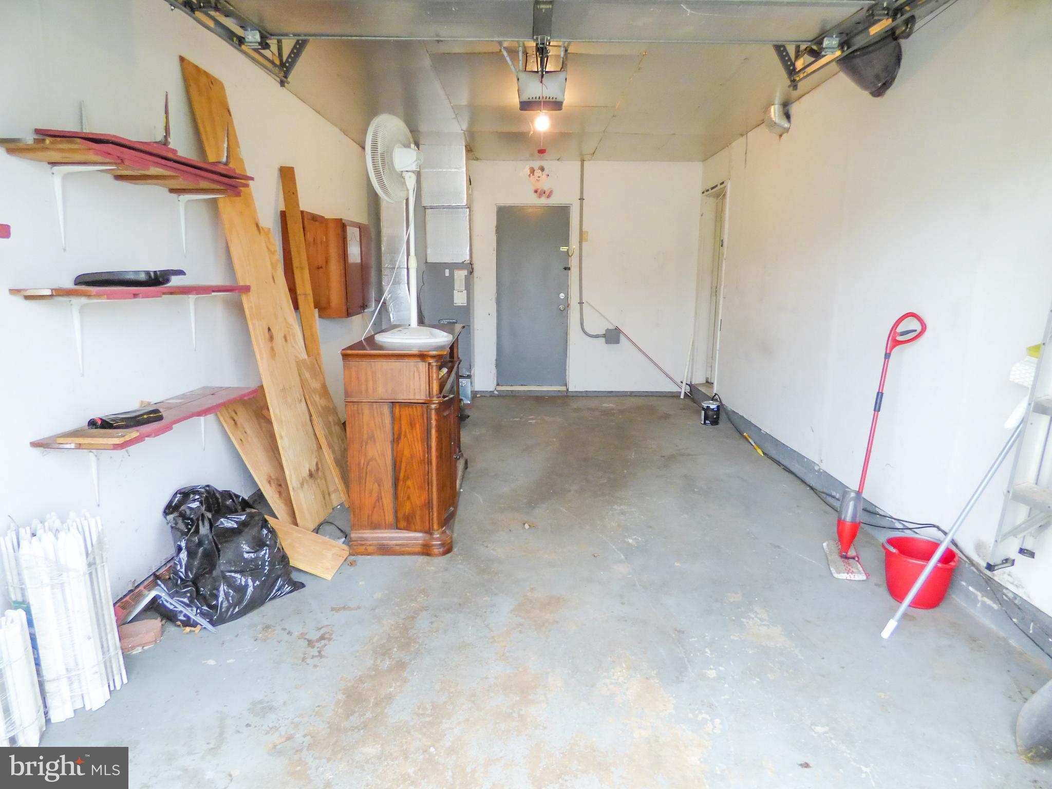 PINEVIEW CONDOS - Residential