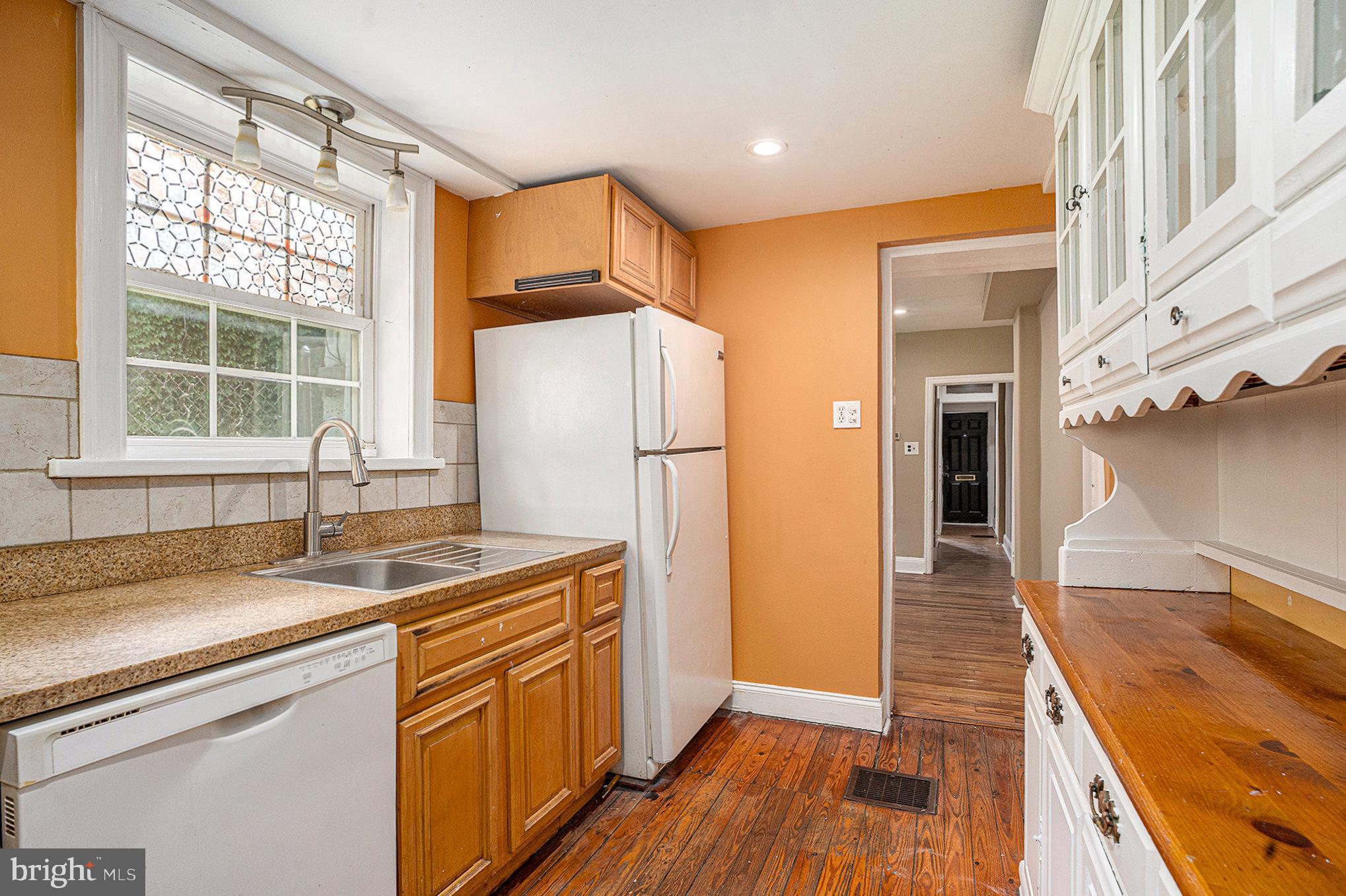 GERMANTOWN - Residential