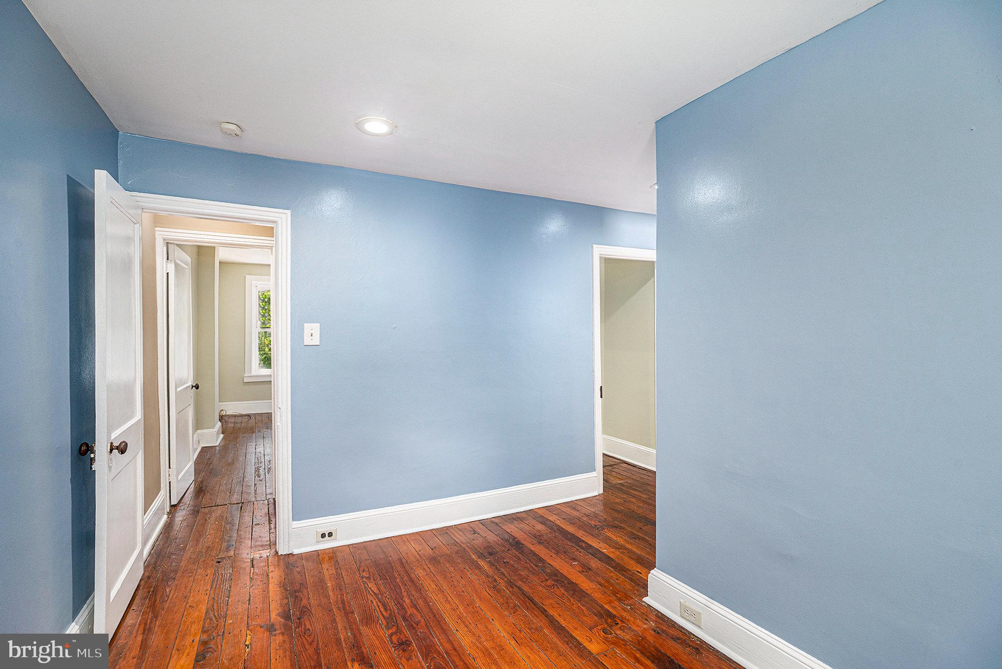 GERMANTOWN - Residential