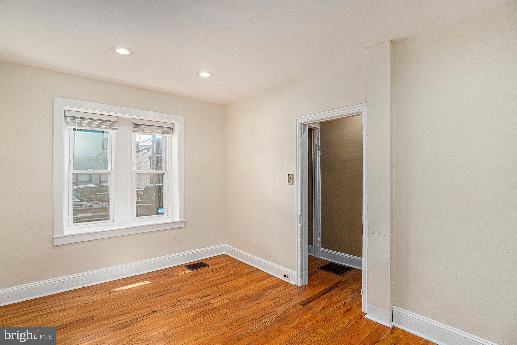 GERMANTOWN - Residential