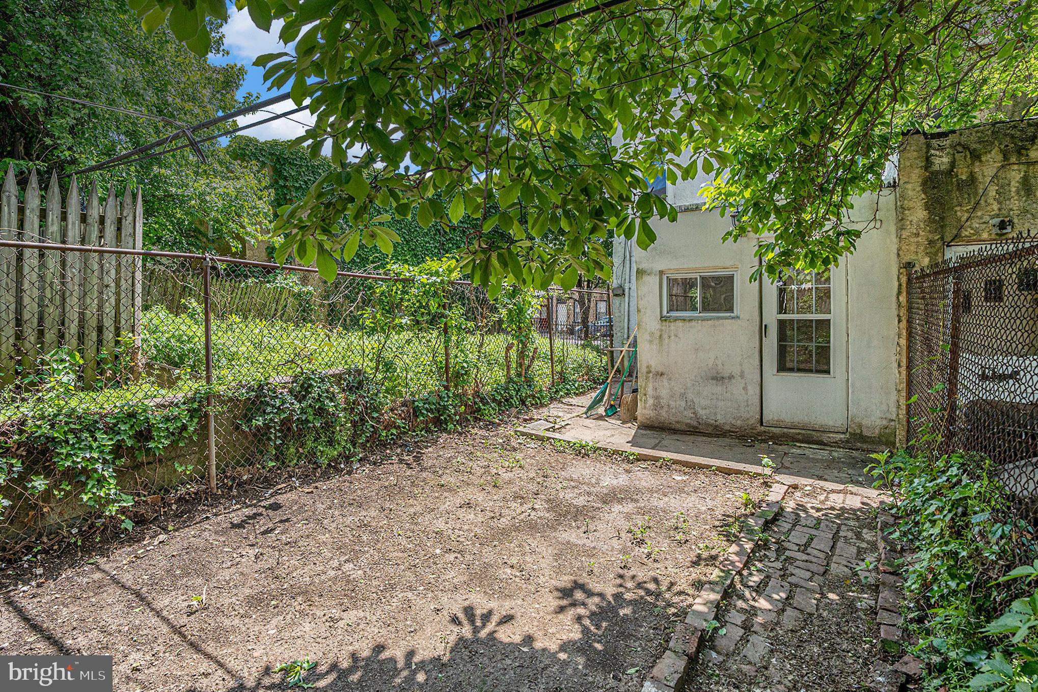 GERMANTOWN - Residential