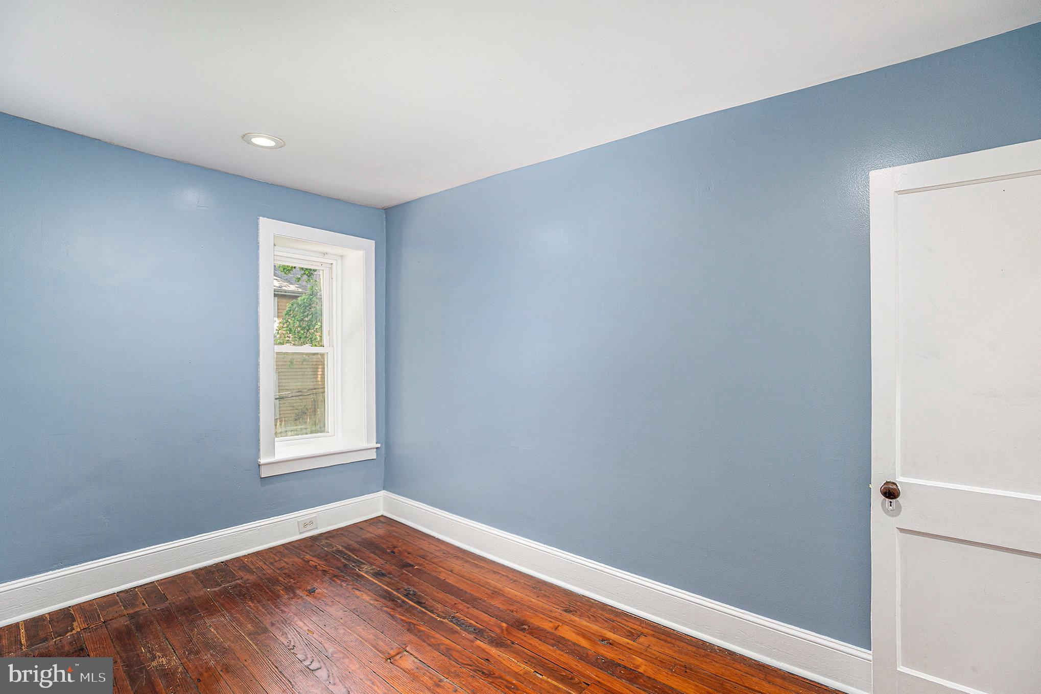 GERMANTOWN - Residential