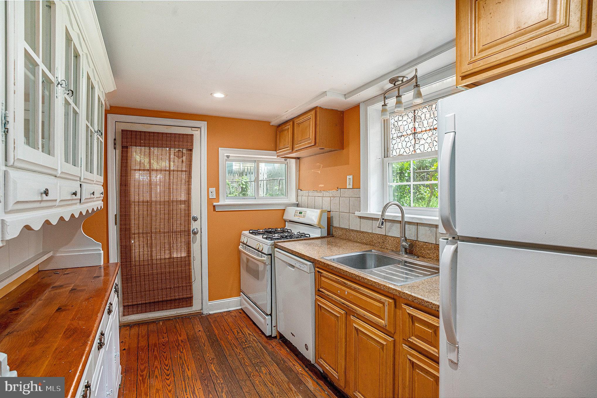 GERMANTOWN - Residential