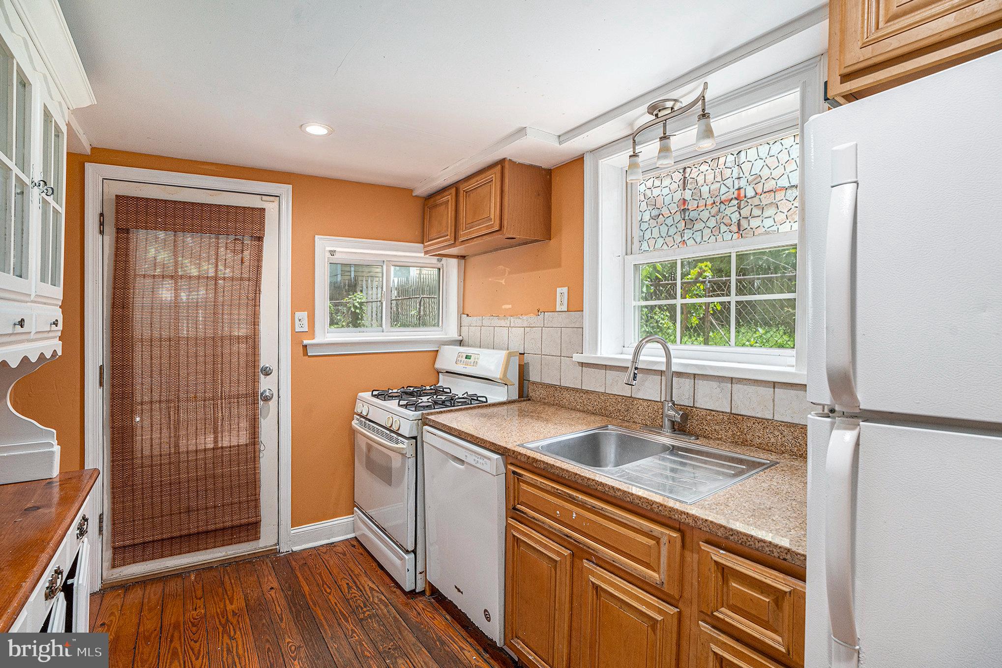 GERMANTOWN - Residential