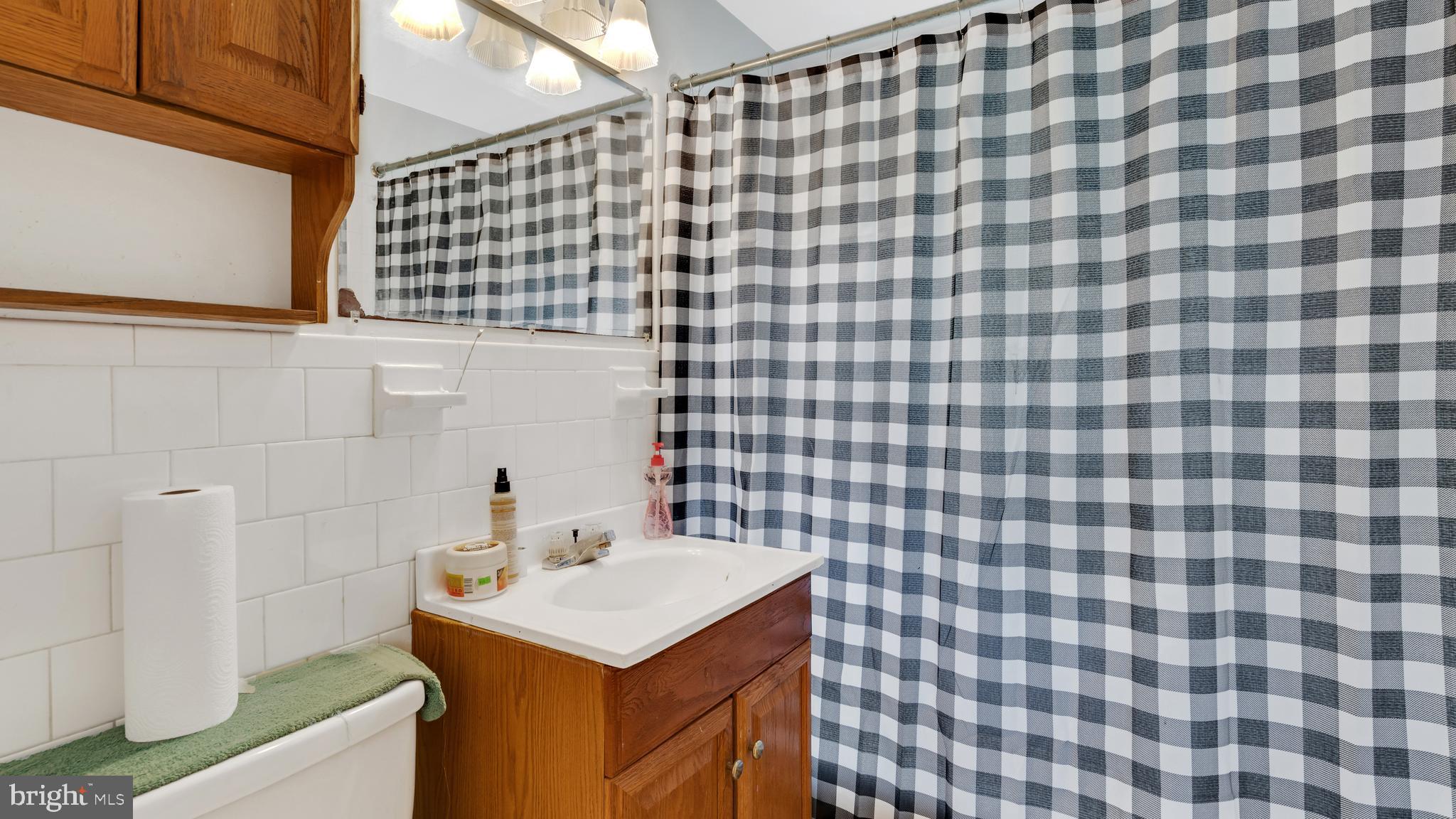 NORTH INDIAN HEAD ESTATES - Residential