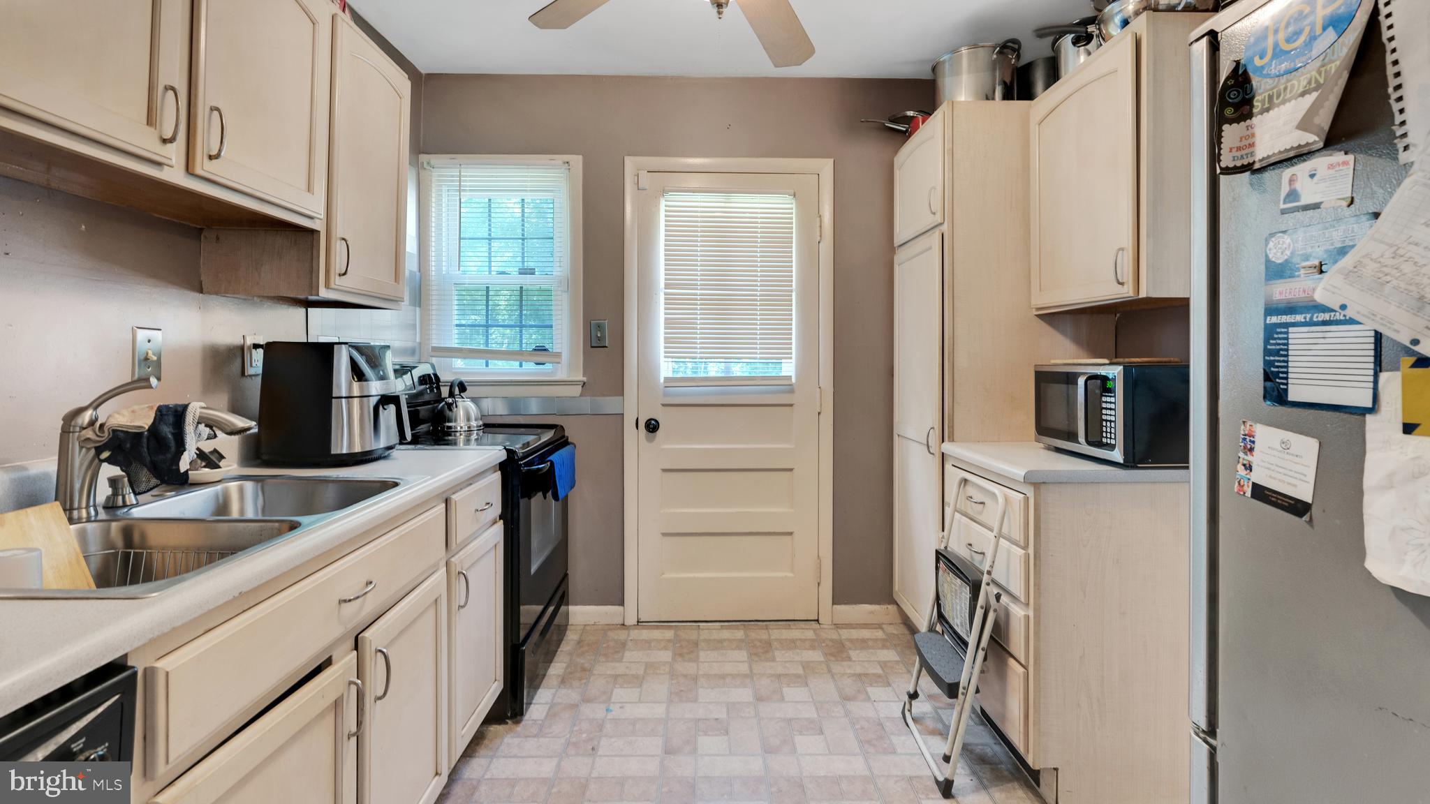 NORTH INDIAN HEAD ESTATES - Residential