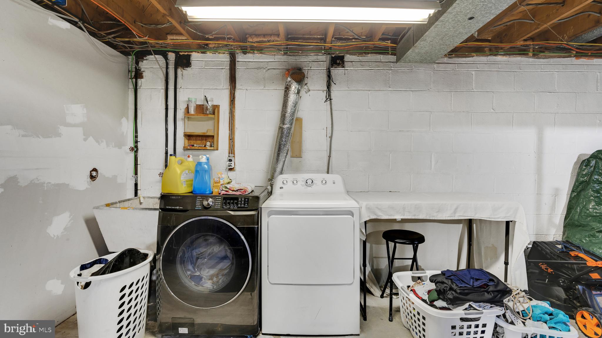 NORTH INDIAN HEAD ESTATES - Residential