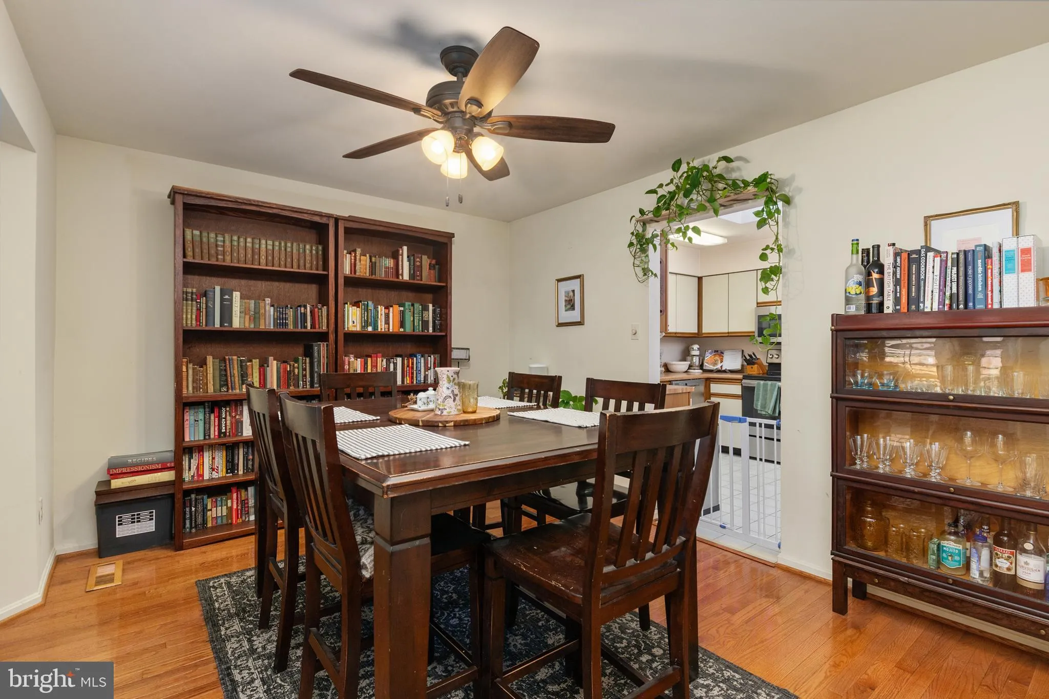 Upper Marlboro, Maryland 20772, United States, 2 Bedrooms Bedrooms, ,4 BathroomsBathrooms,Residential,Active,198581