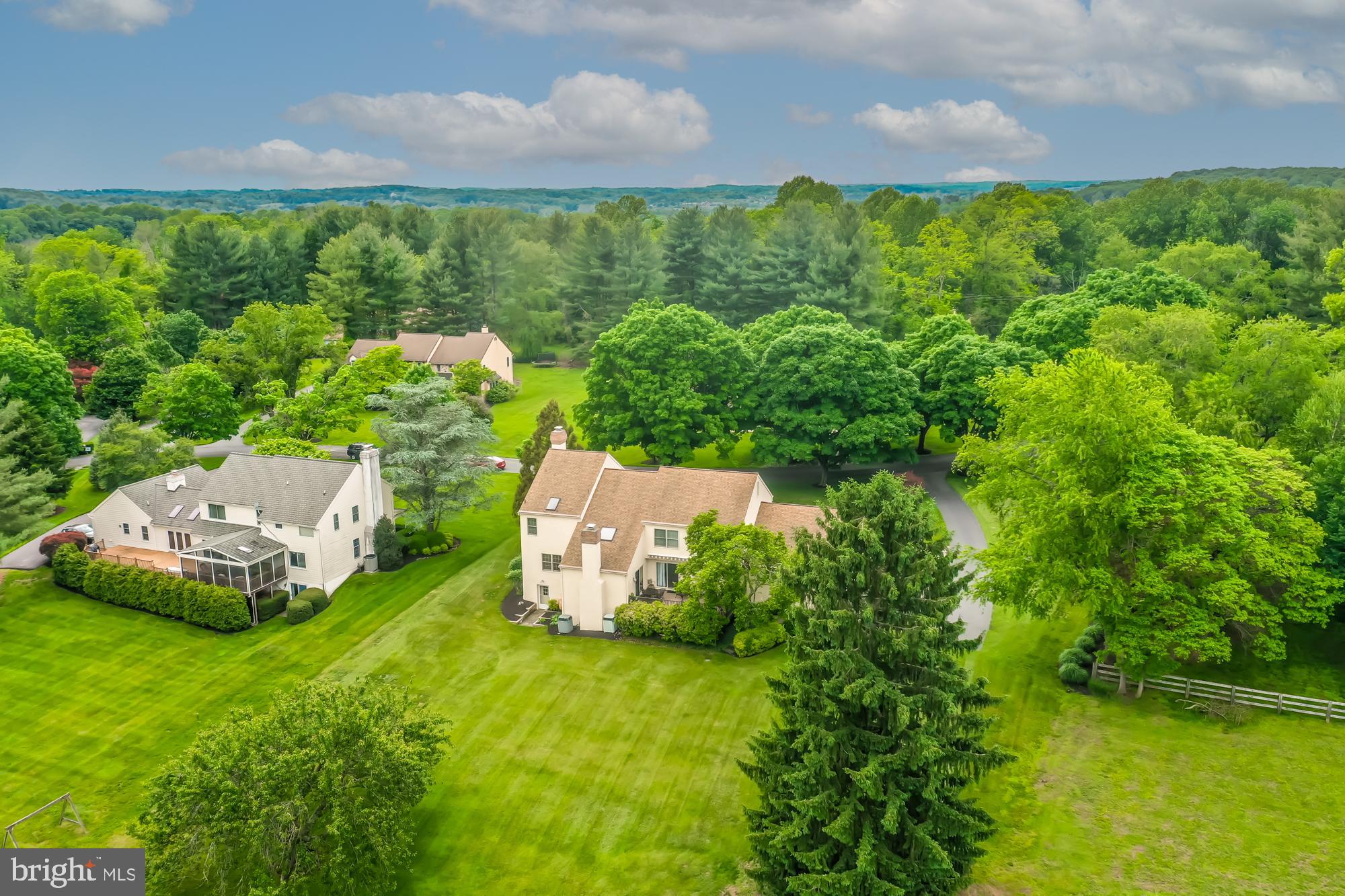 870 SILVERWOOD DRIVE