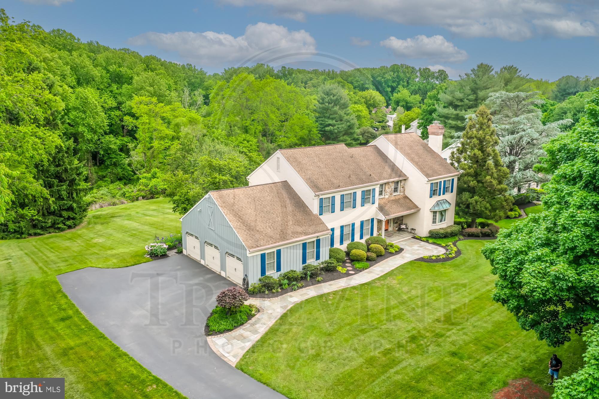 Property Search 870 SILVERWOOD DRIVE