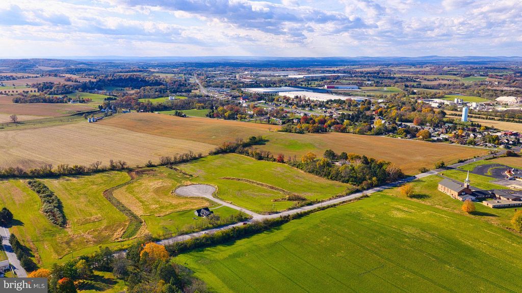 Photo of 4025 Rolling Meadow Court, YORK, PA 17408 (MLS # PAYK2092896)