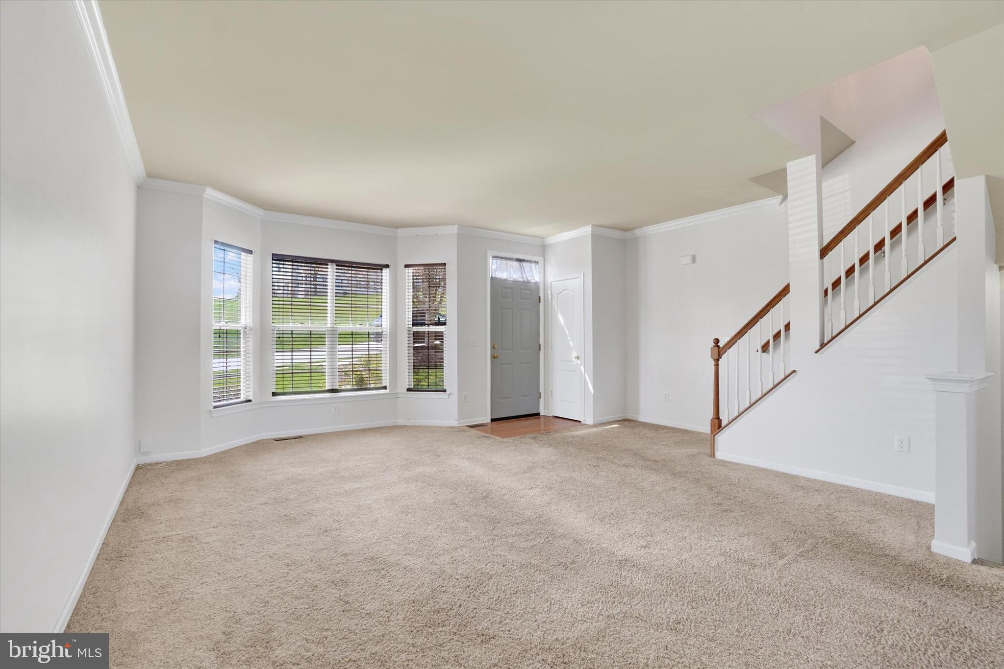 HUNT CLUB CONDOS - Residential