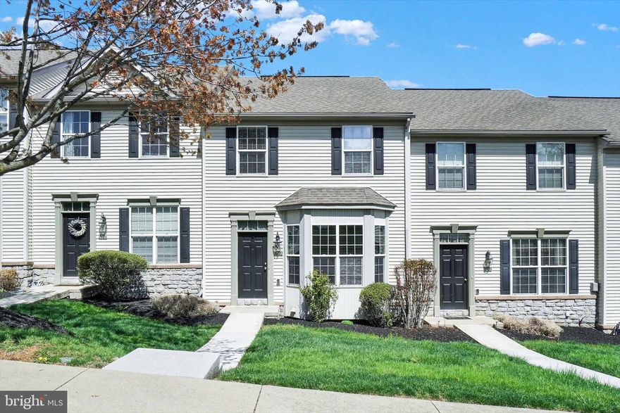 This 3BR, 2.5BA Hunt Club Condo offers both comfort and convenience in a prime location and a top-rated school district. It is the perfect place to call home for anyone looking for both quality living and easy access to major arteries and local amenities. 9’ Ceilings on the 1st floor create an open and airy feel as you walk from the living room into the well-appointed kitchen providing ample storage and counter space. There’s even a walk-in pantry for small appliance and food storage. Step outside to the private deck and take in the lovely views, while enjoying your morning cup of coffee or evening beverage of choice. A primary bedroom with a full bath, two additional bedrooms and a full bath are located on the 2nd floor. The finished lower level adds valuable extra space, with a family room, home office, or gym space, a half bath, laundry closet, and access to both the outside and garage. A driveway allows for off-street parking, plus there is on-street parking in front of the home. It’s a rare find in a great community! Ready for immediate occupancy! AGENTS - Please read Agent Remarks.