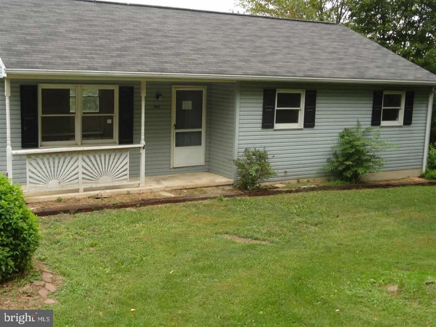 Bring your idea's and creativity when you come to this home.  Property needs fixed up from top to bottom.  Situated on over 1.5 acre lot.  This is a good home to build up sweat equity.  3 bedrooms, 1.5 baths, Built In garage and full basement.  Nice quiet location.  Price reflects condition.