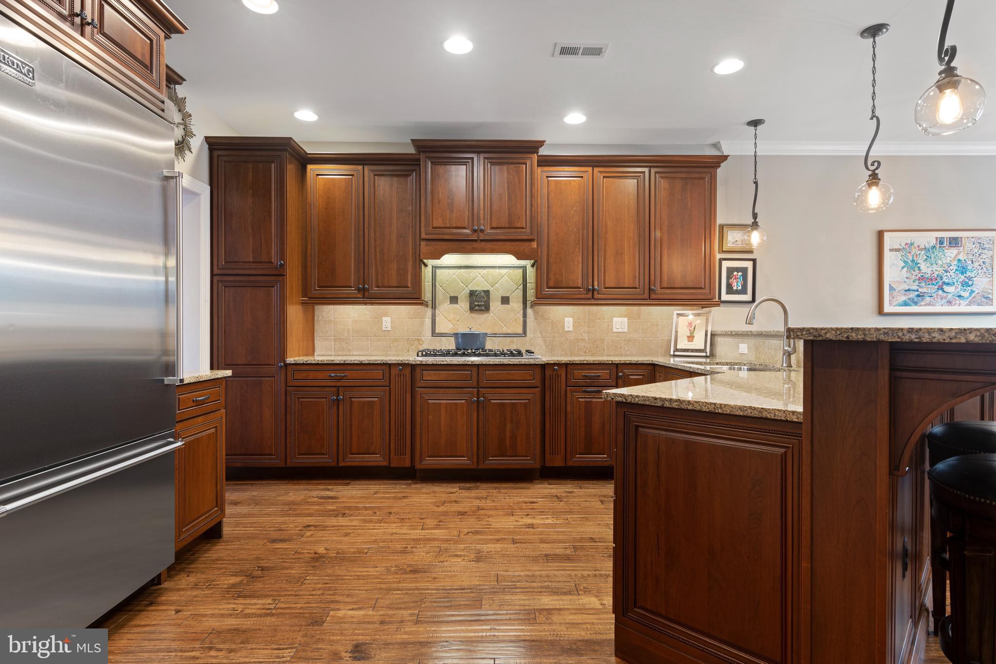 WOODLEDGE AT WHITFORD HILLS - Residential