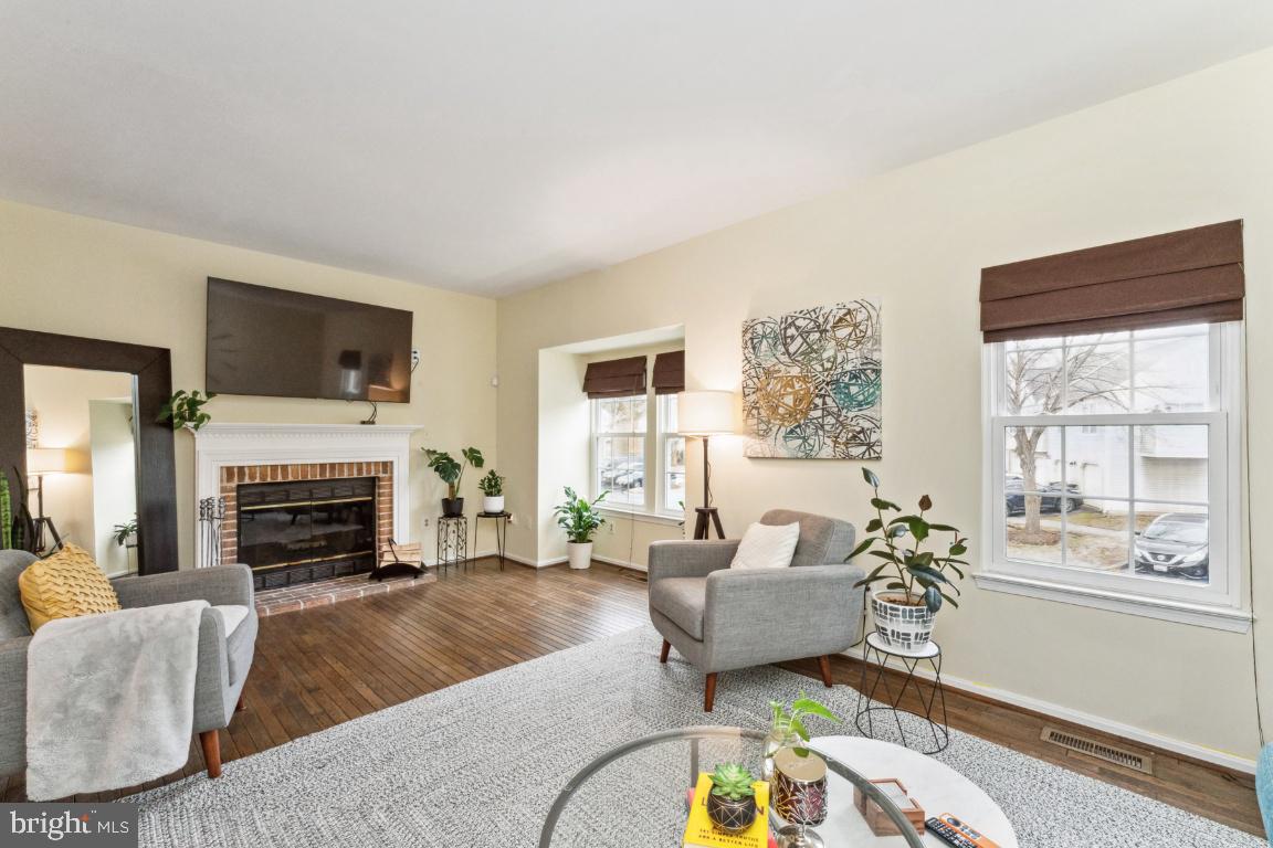 VILLAGES OF MARLBOROUGH - Residential