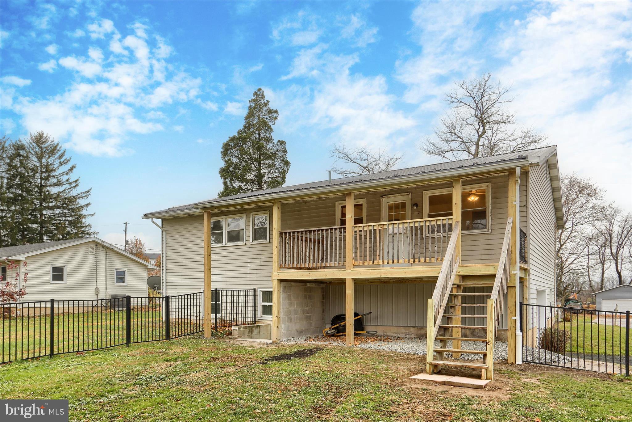 CARROLL MANOR - Residential